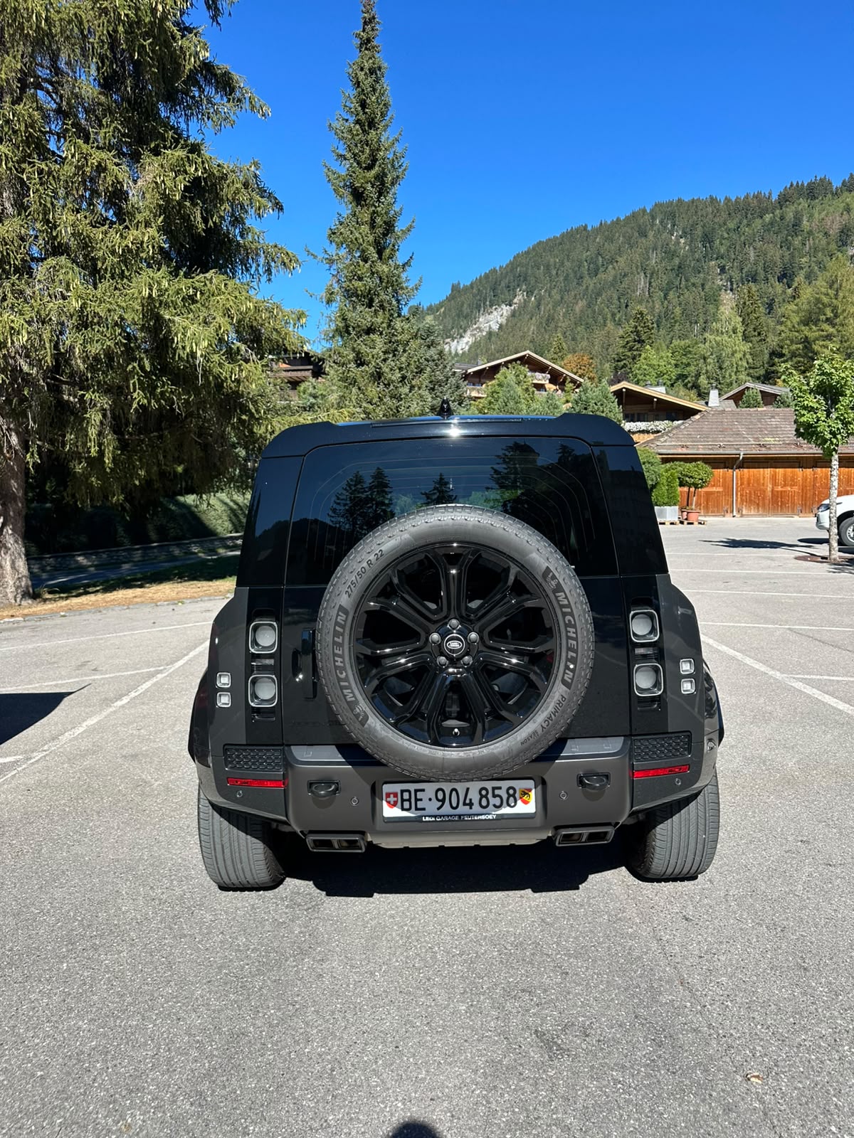 LAND ROVER 4.4 V8 Octa Edition One-image-6