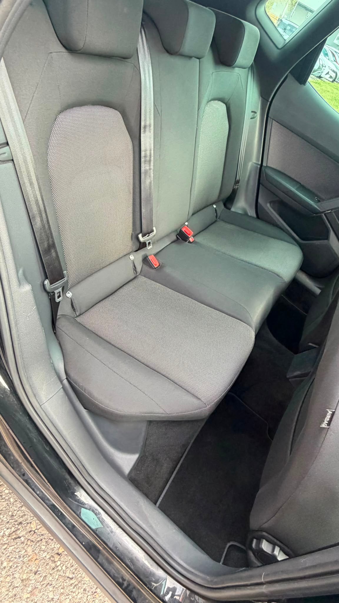 SEAT Arona 1.0 TSI Eco Xcellence DSG-image-9