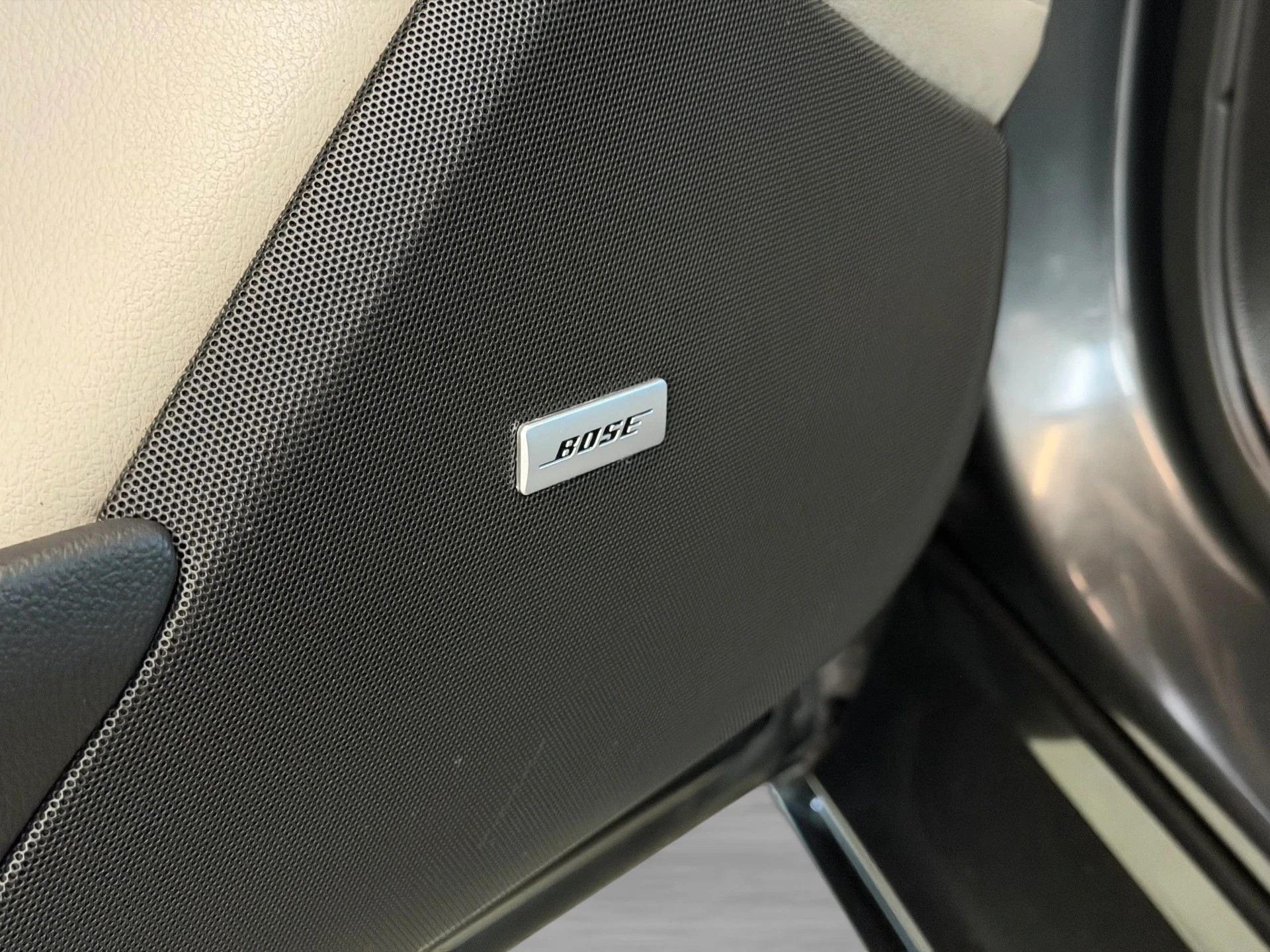 CADILLAC CTS Sedan 2.0 Turbo AWD Premium Automatic | CH-Auto | MFK 02.2025 | Ab Service |-image-9