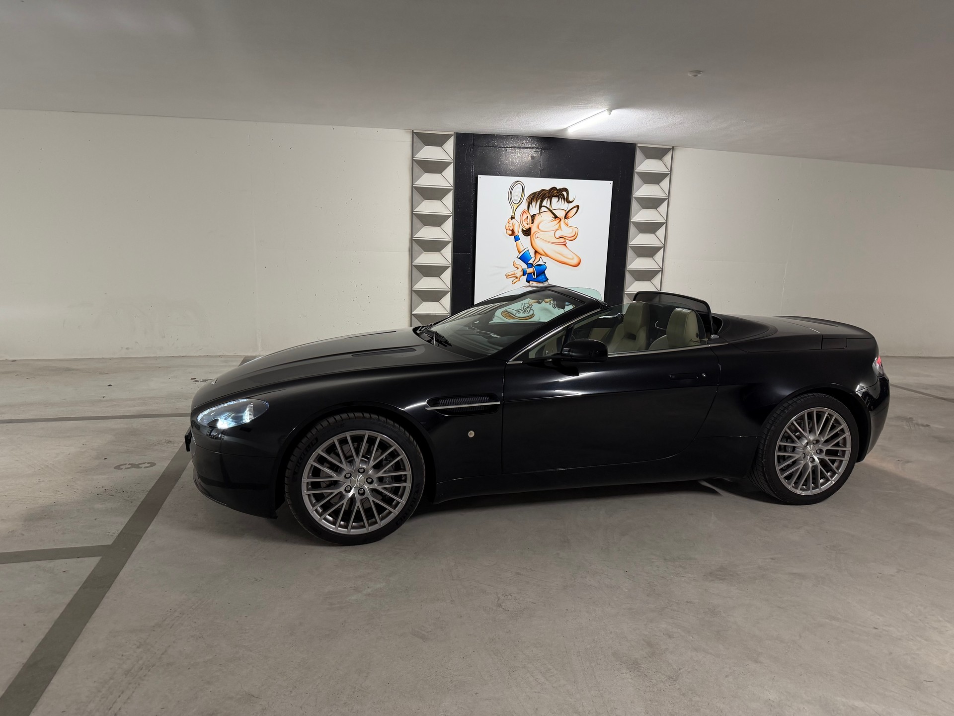 ASTON MARTIN 4.3-image-5