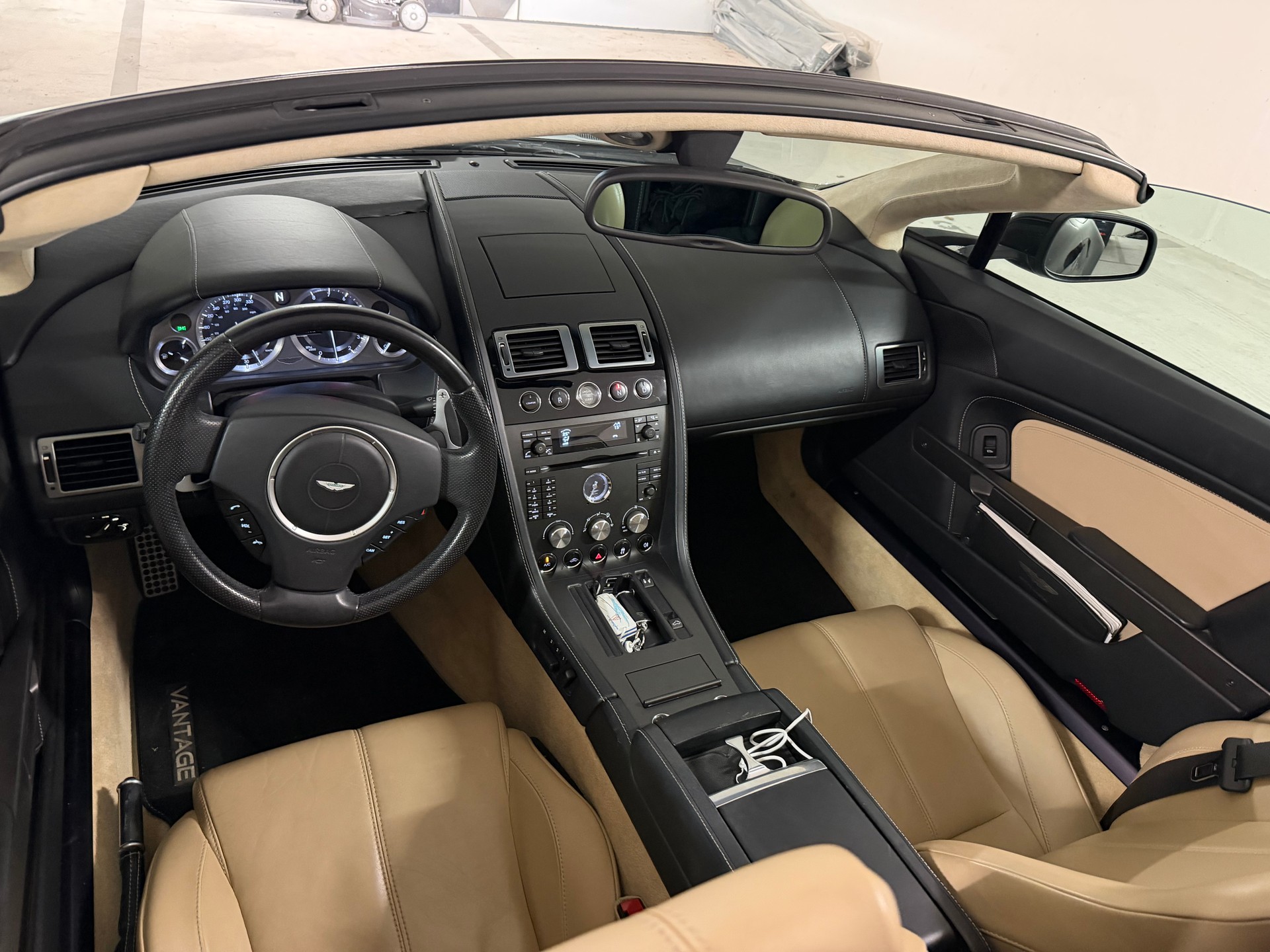 ASTON MARTIN 4.3-image-2