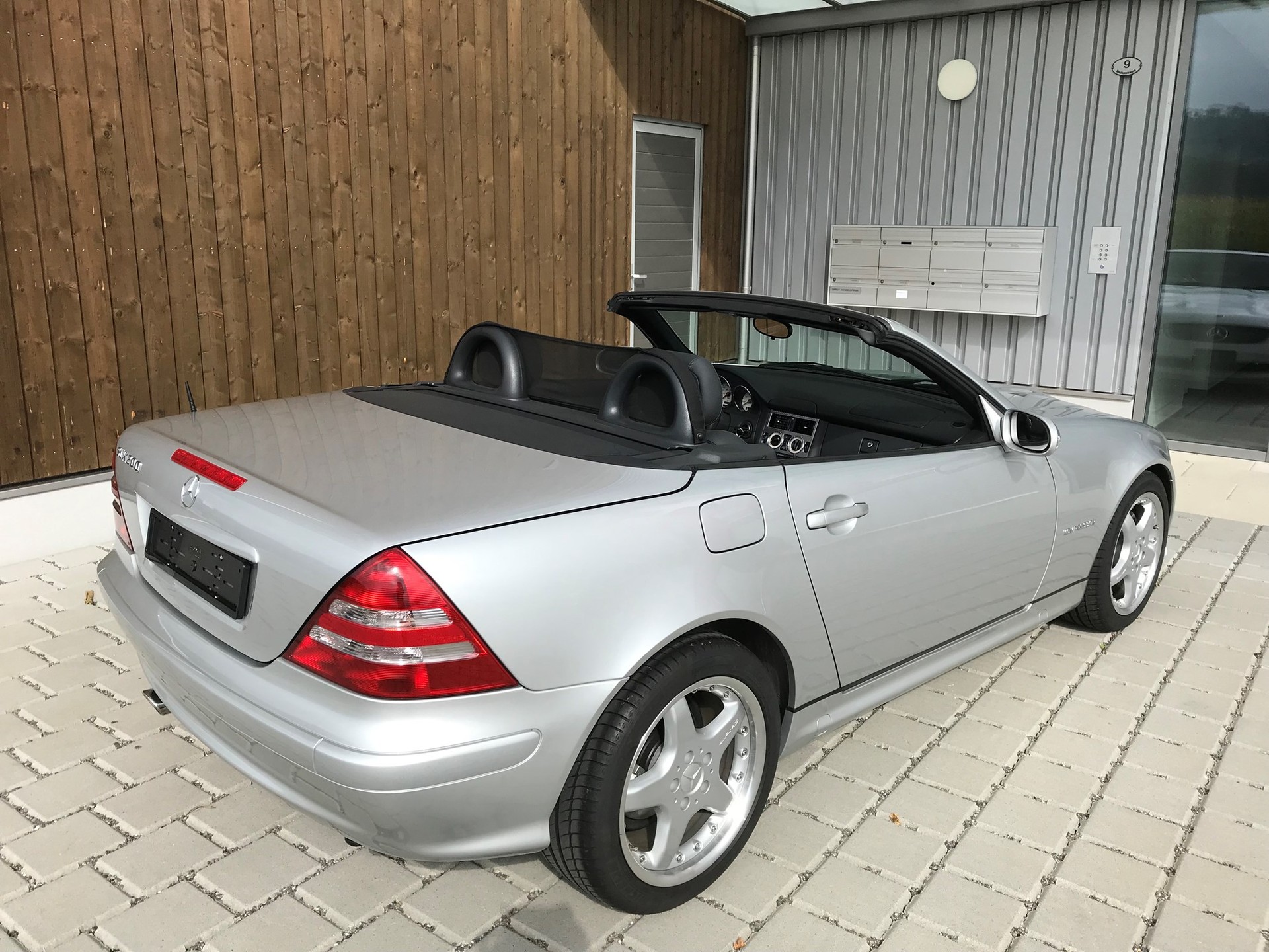 MERCEDES-BENZ SLK 200 Kompressor-image-15