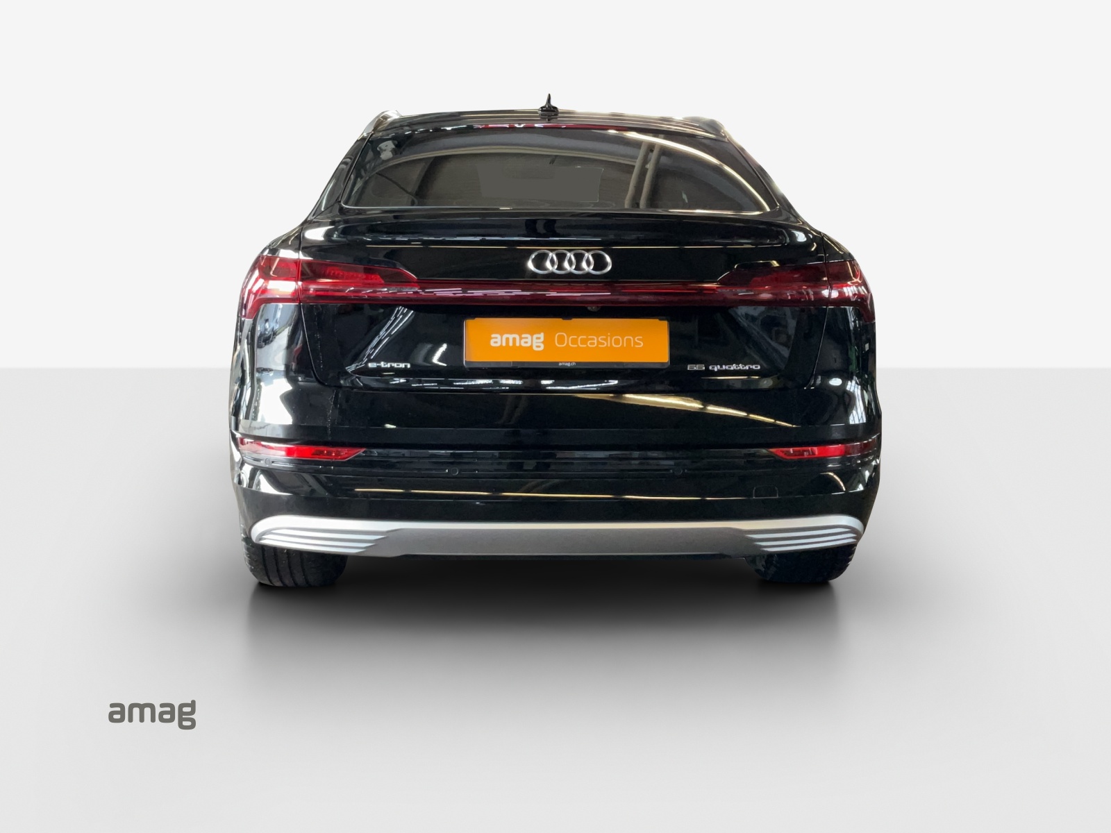AUDI e-tron 55 Sportback Advanced quattro-image-10