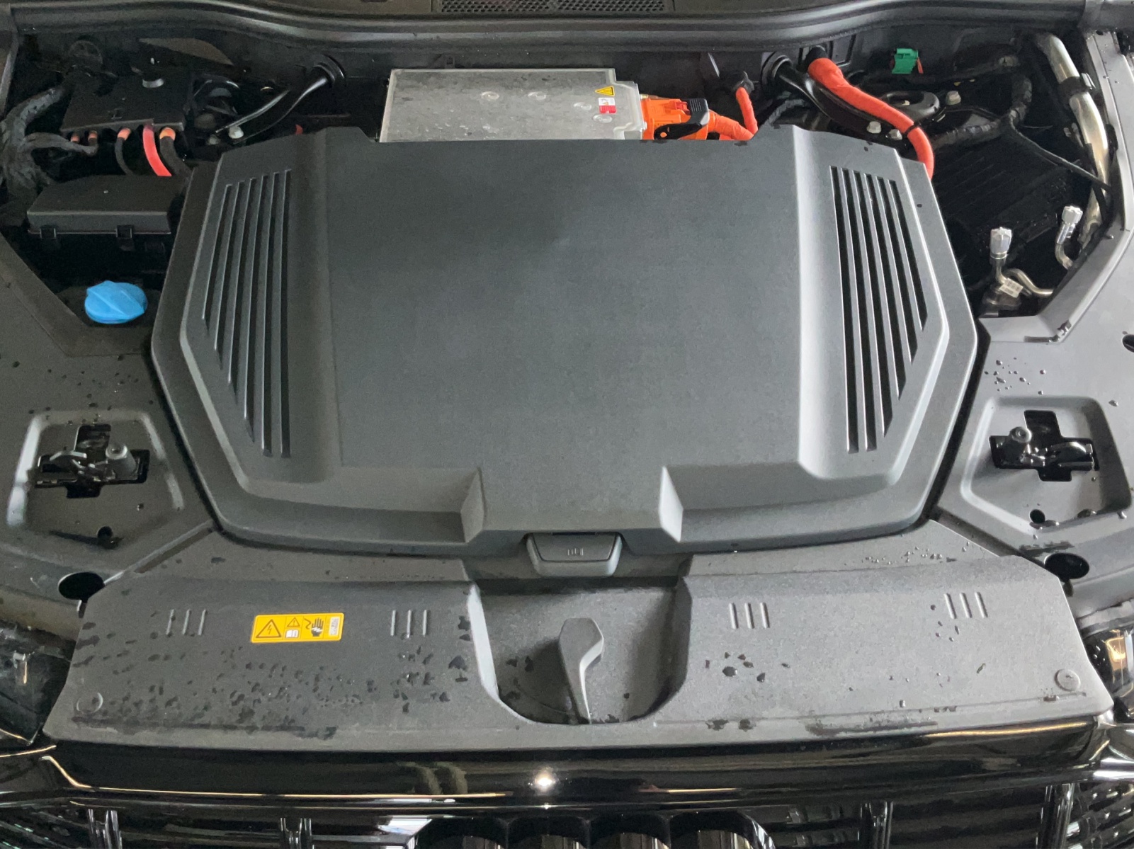 AUDI e-tron 55 Sportback Advanced quattro-image-15