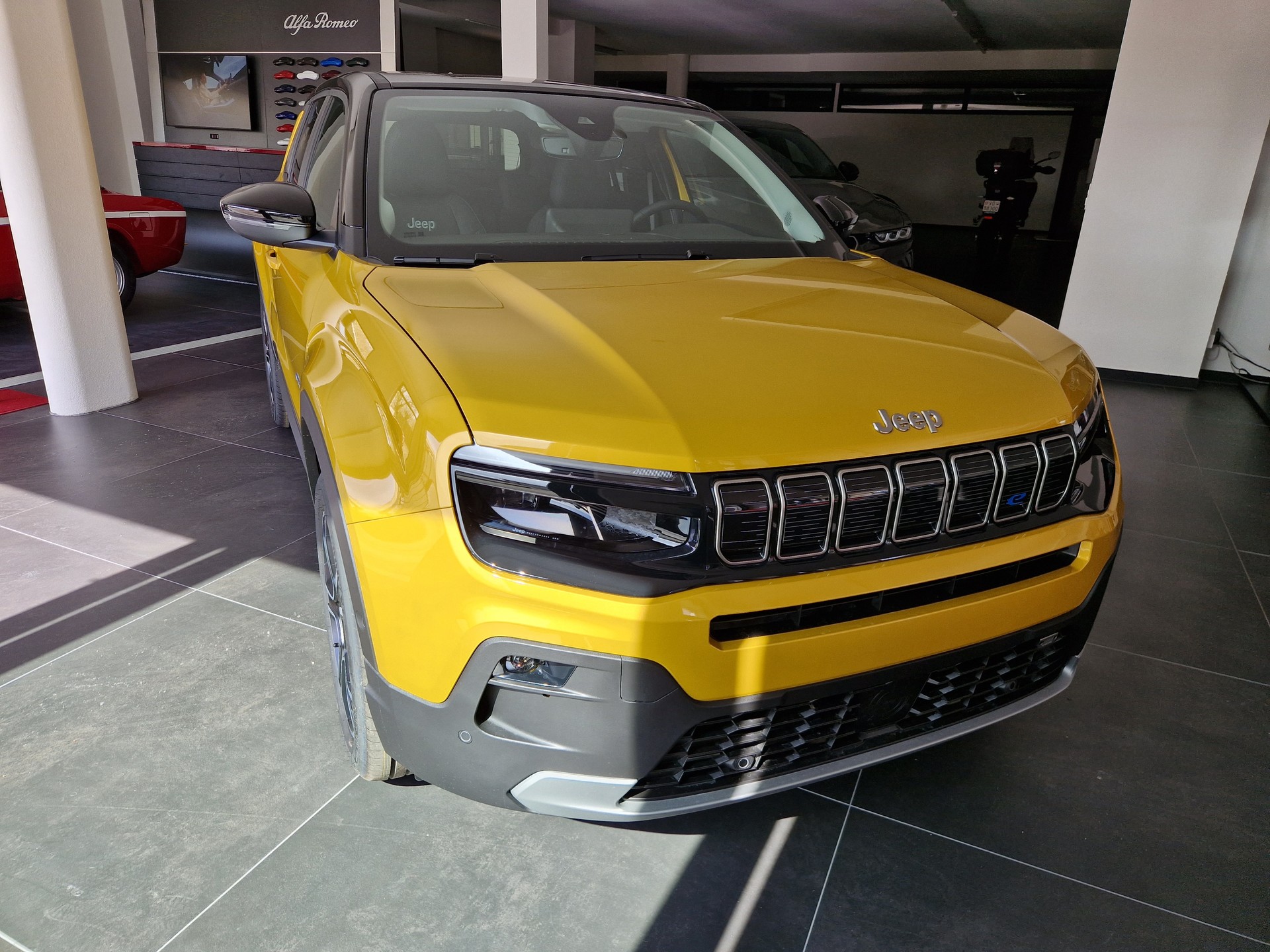 JEEP Avenger 54kWh Summit-image-1