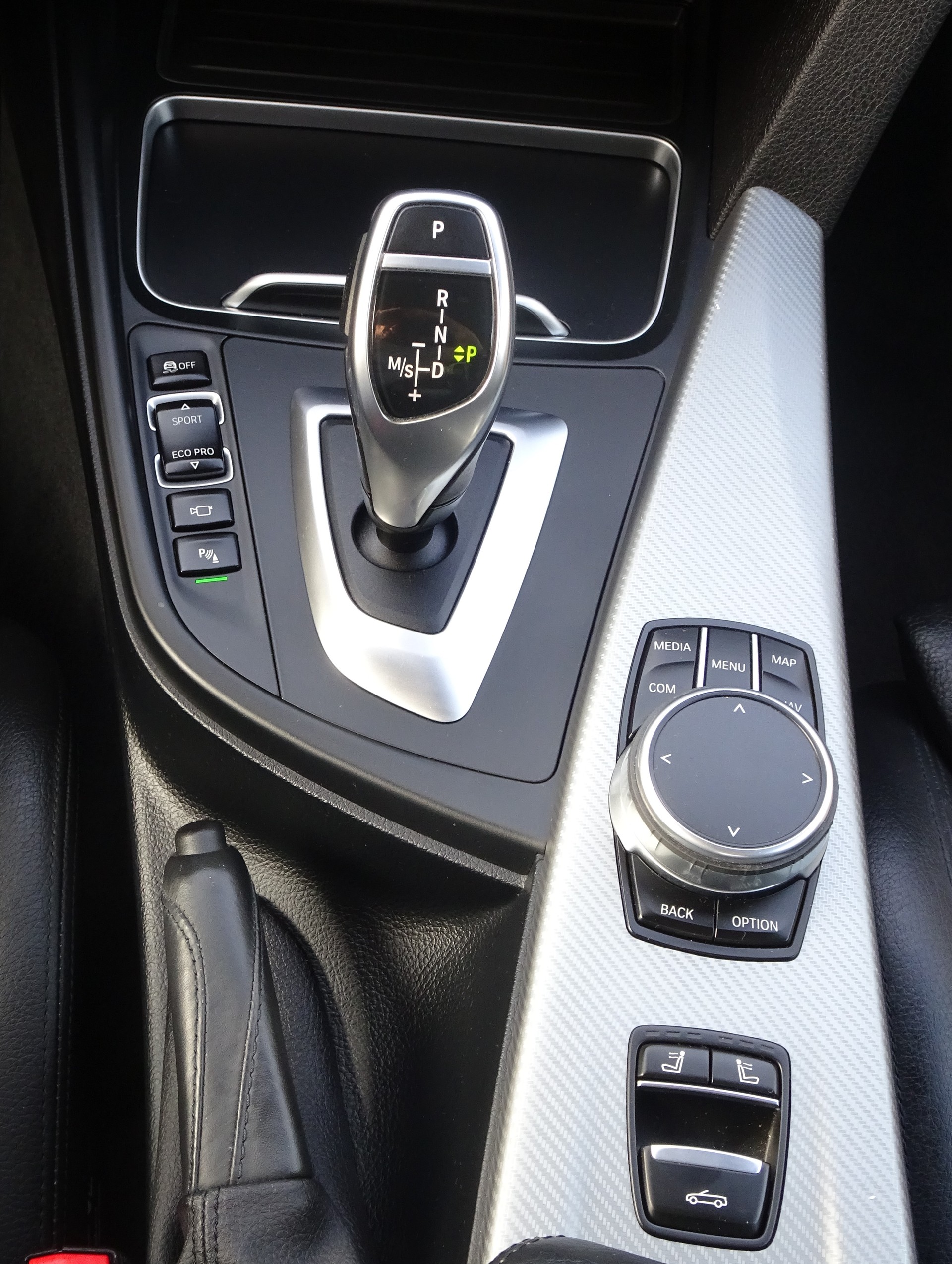 BMW 435d Cabriolet xDrive Sport Line Steptronic-image-13