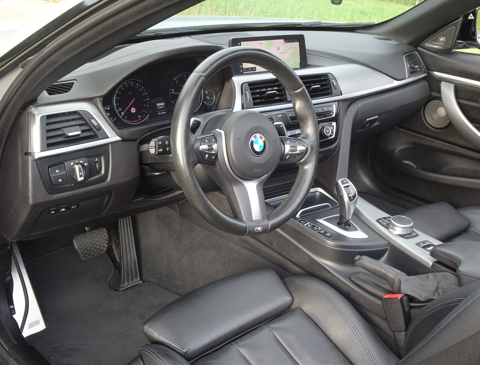BMW 435d Cabriolet xDrive Sport Line Steptronic-image-6