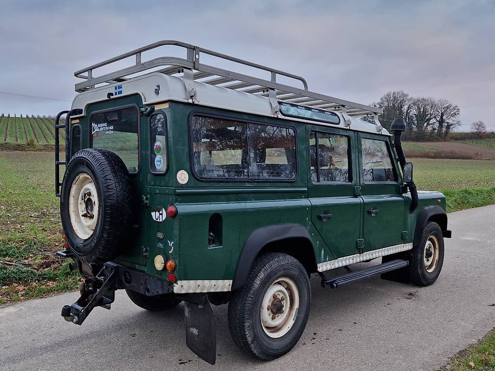 LAND ROVER Defender 110 SW 2.5 Td5-image-4