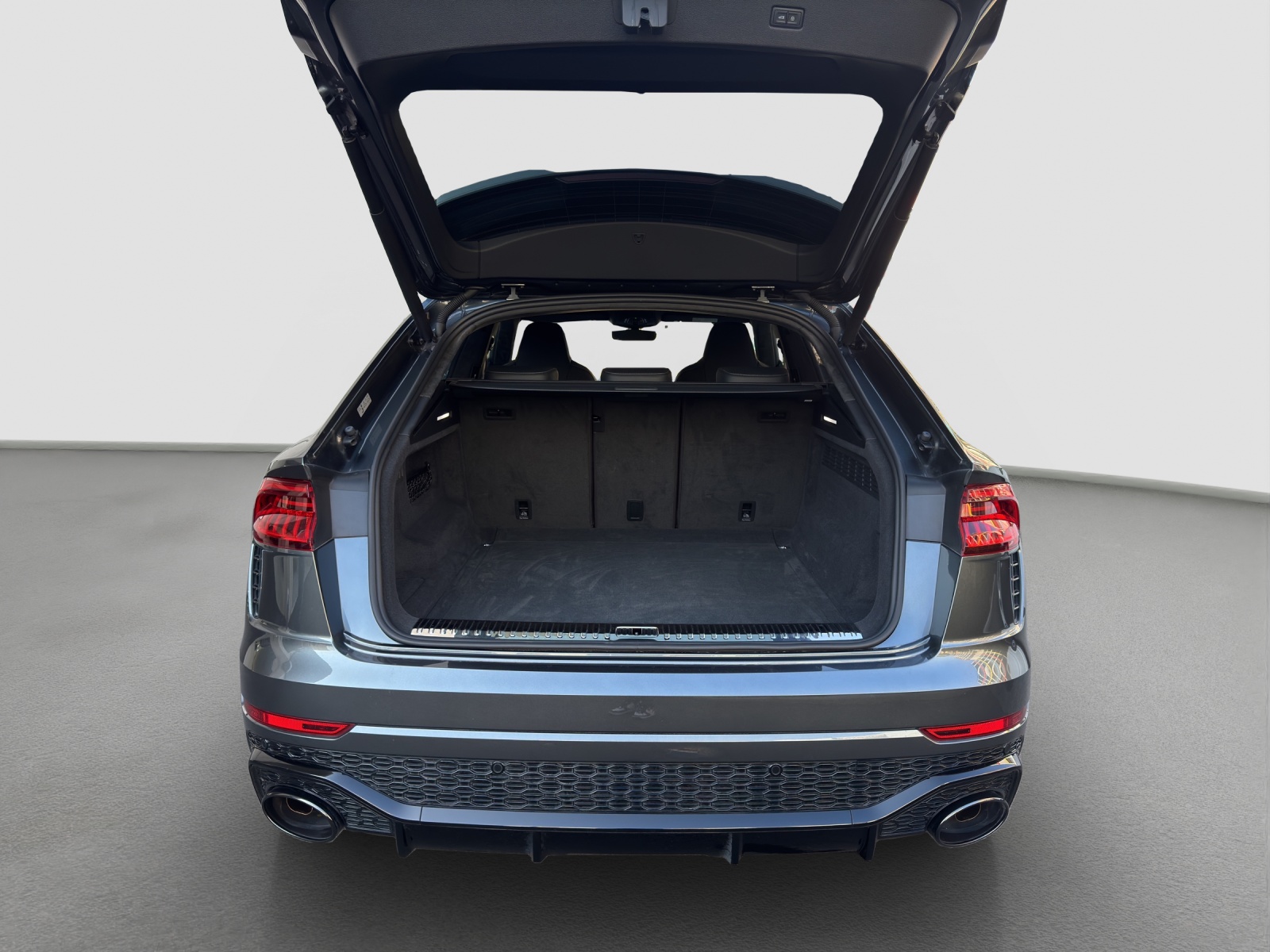 AUDI RSQ8 quattro tiptronic-image-9