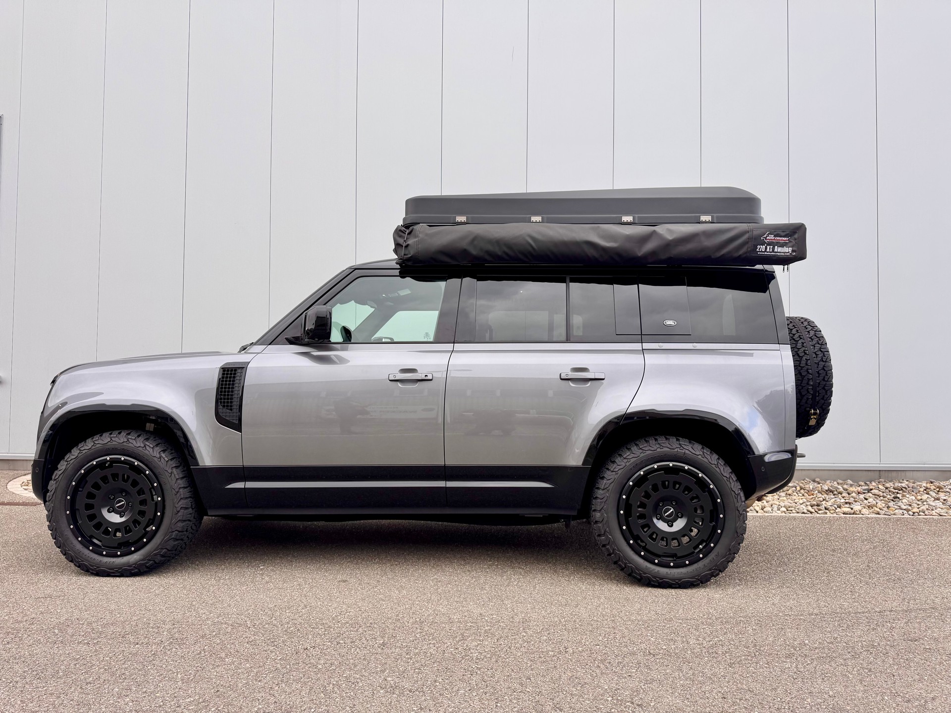 LAND ROVER DEFENDER-image-12