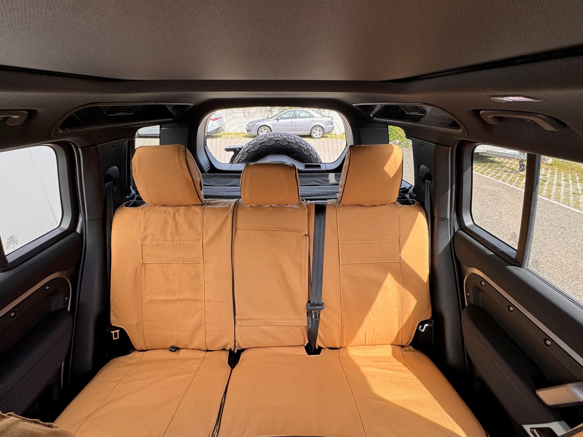 LAND ROVER DEFENDER-image-8