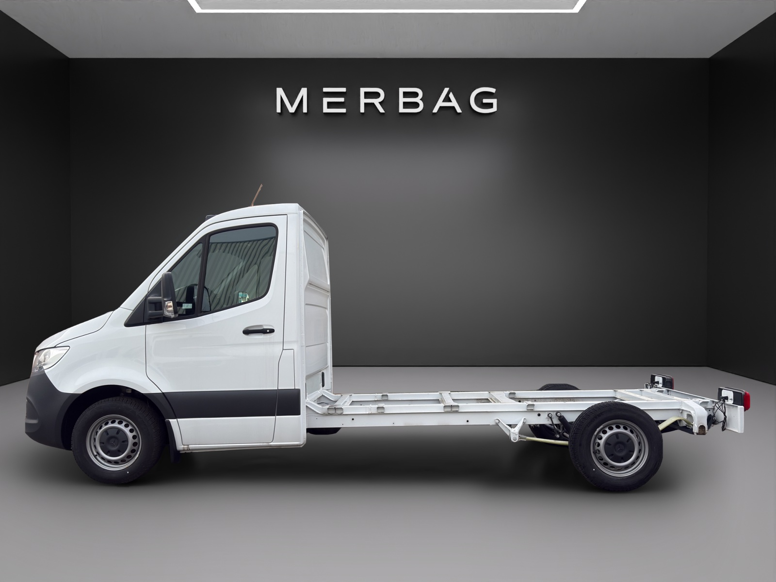 MERCEDES-BENZ Sprinter 315 CDI Standard FWD-image-4