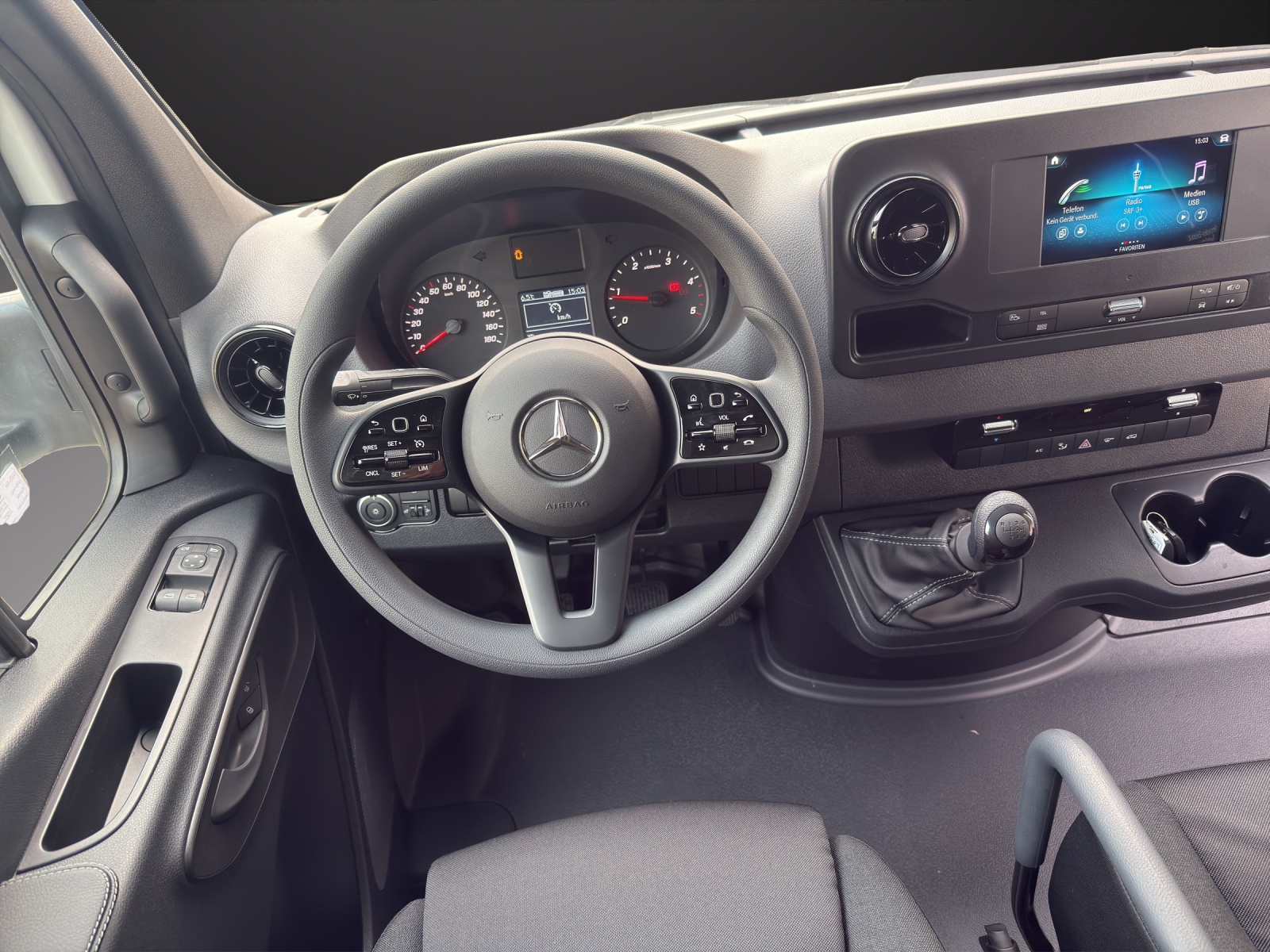 MERCEDES-BENZ Sprinter 315 CDI Standard FWD-image-8