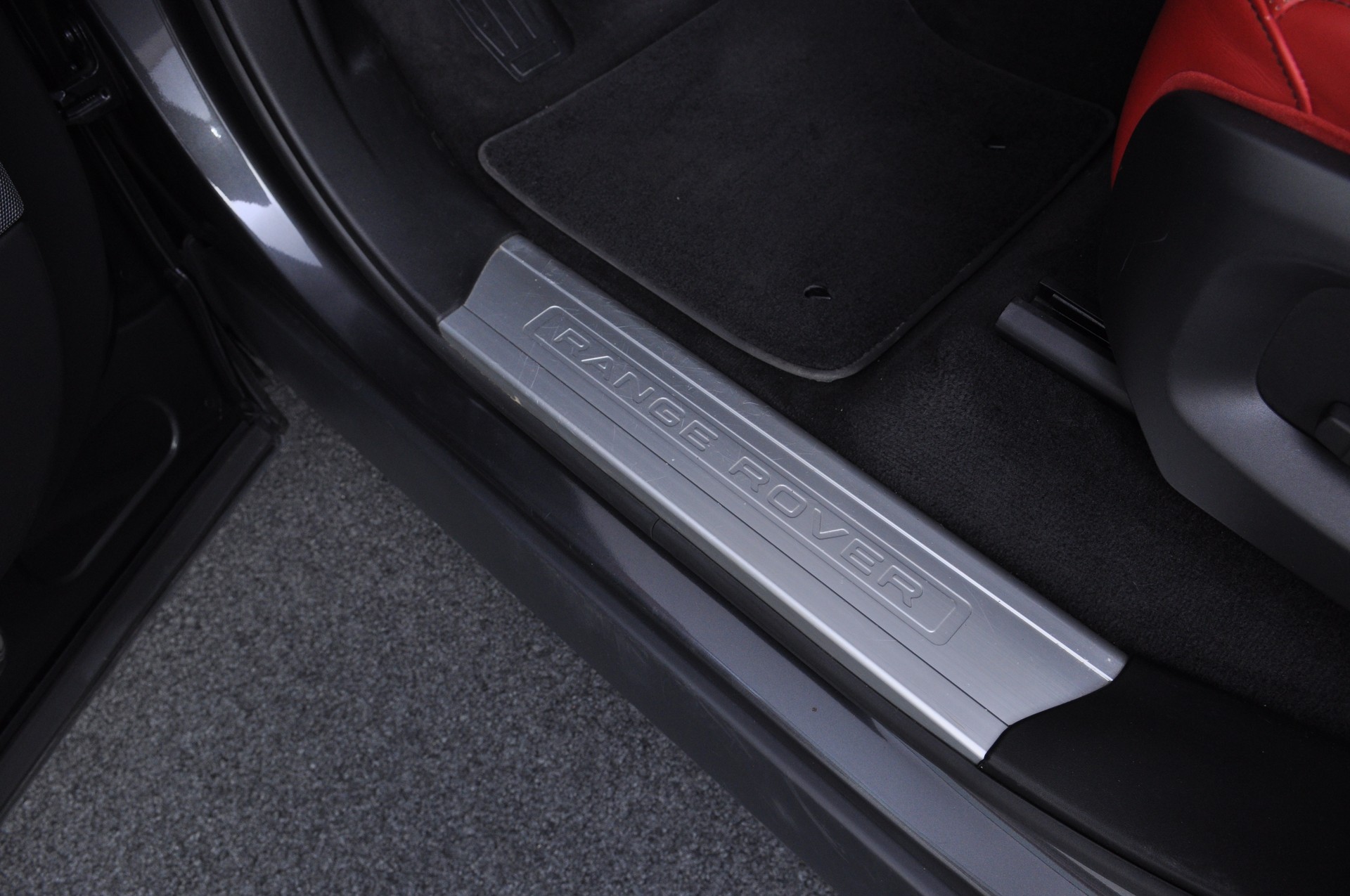 LAND ROVER Range Rover Sport 3.0 SDV6 HSE Dynamic Automatic-image-12
