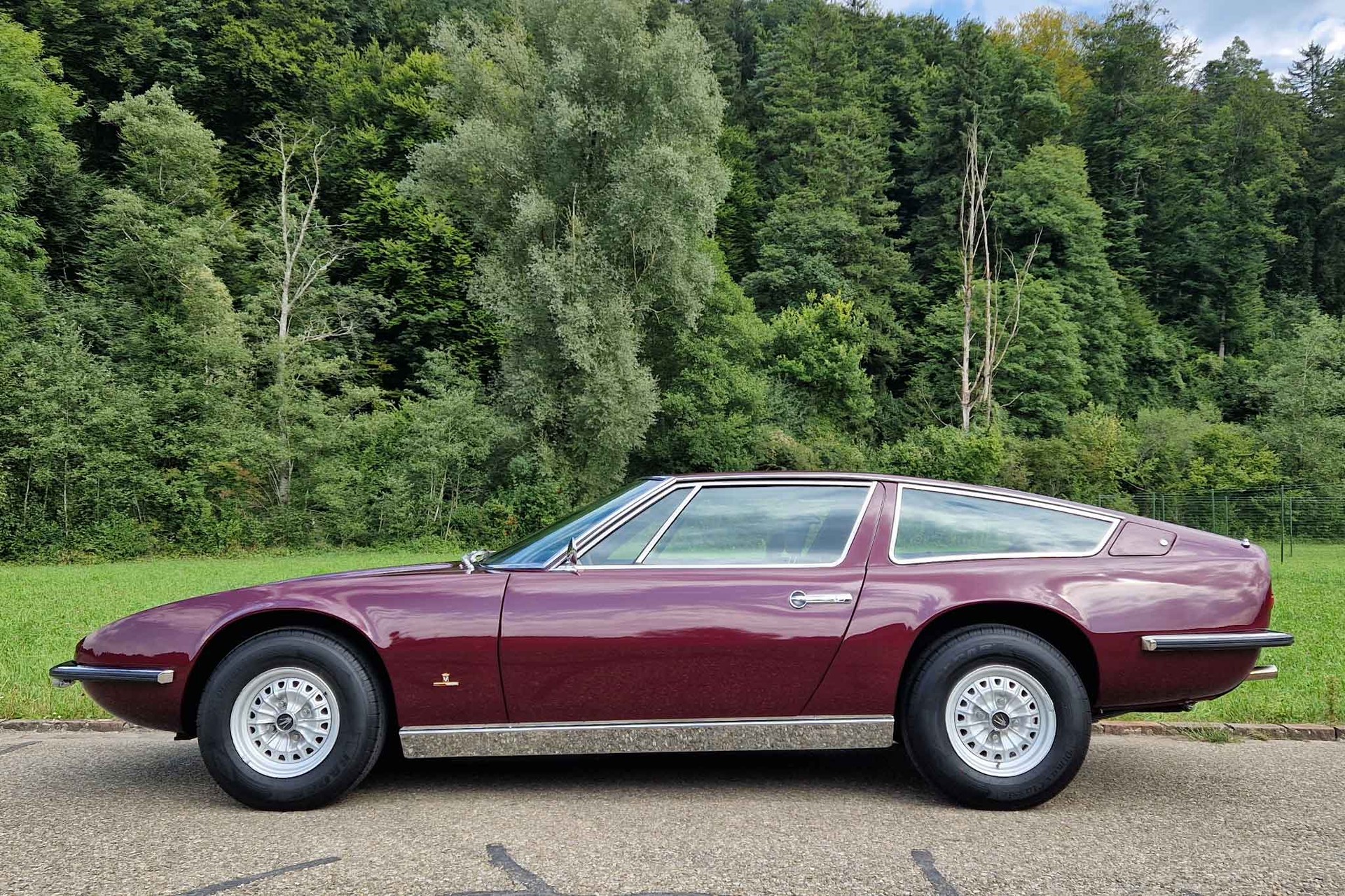 MASERATI Indy 4900