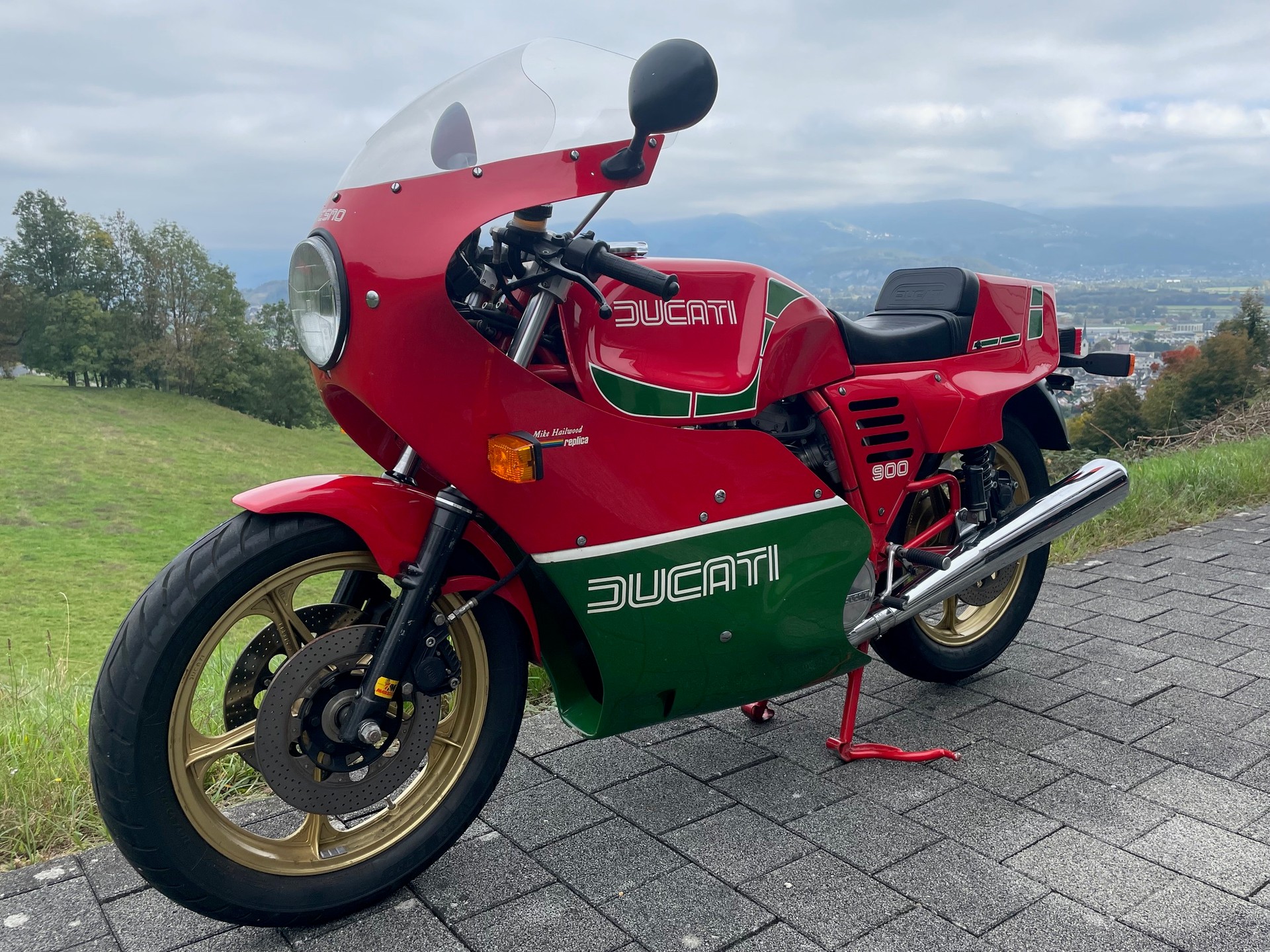 DUCATI 900 SS Replica-image-3
