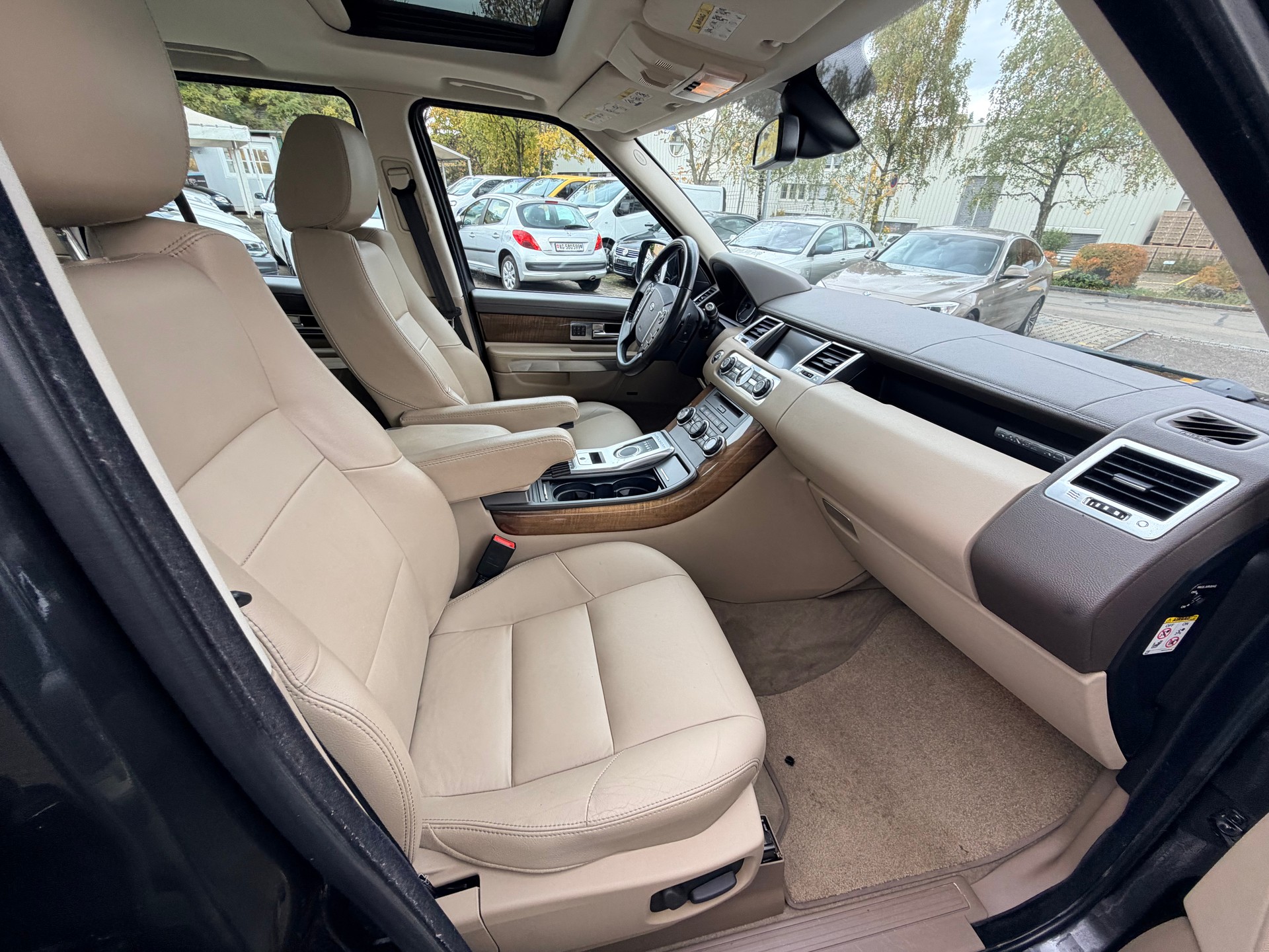 LAND ROVER Range Rover Sport 3.0 TDV6 HSE Automatic-image-8