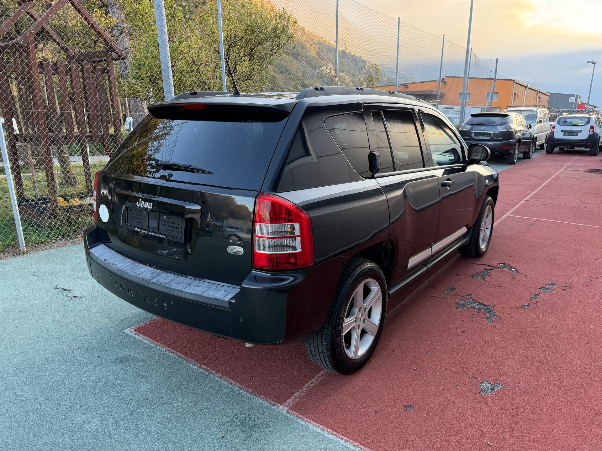 JEEP Compass 2.4 Limited CVT-image-3