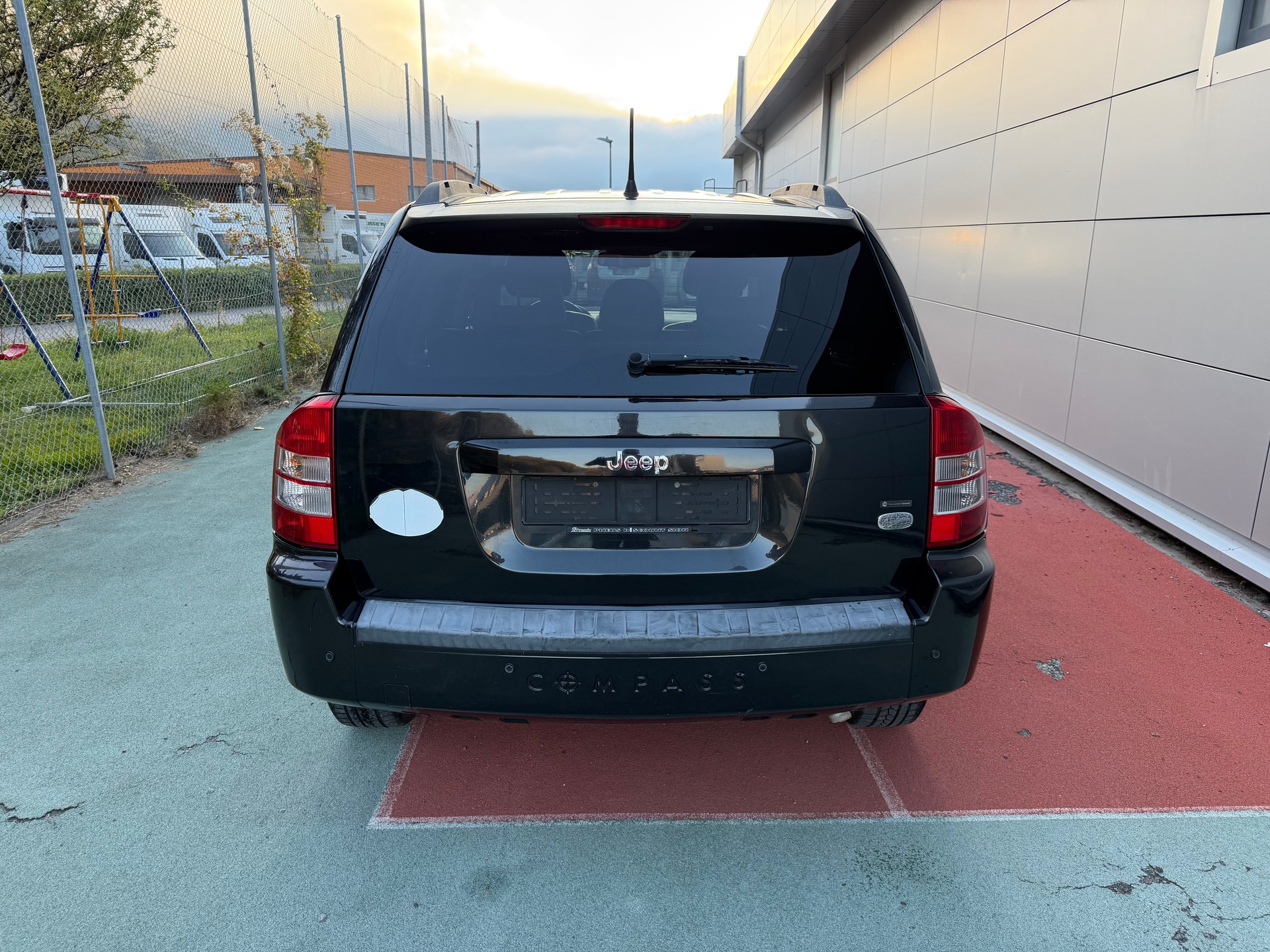 JEEP Compass 2.4 Limited CVT-image-5