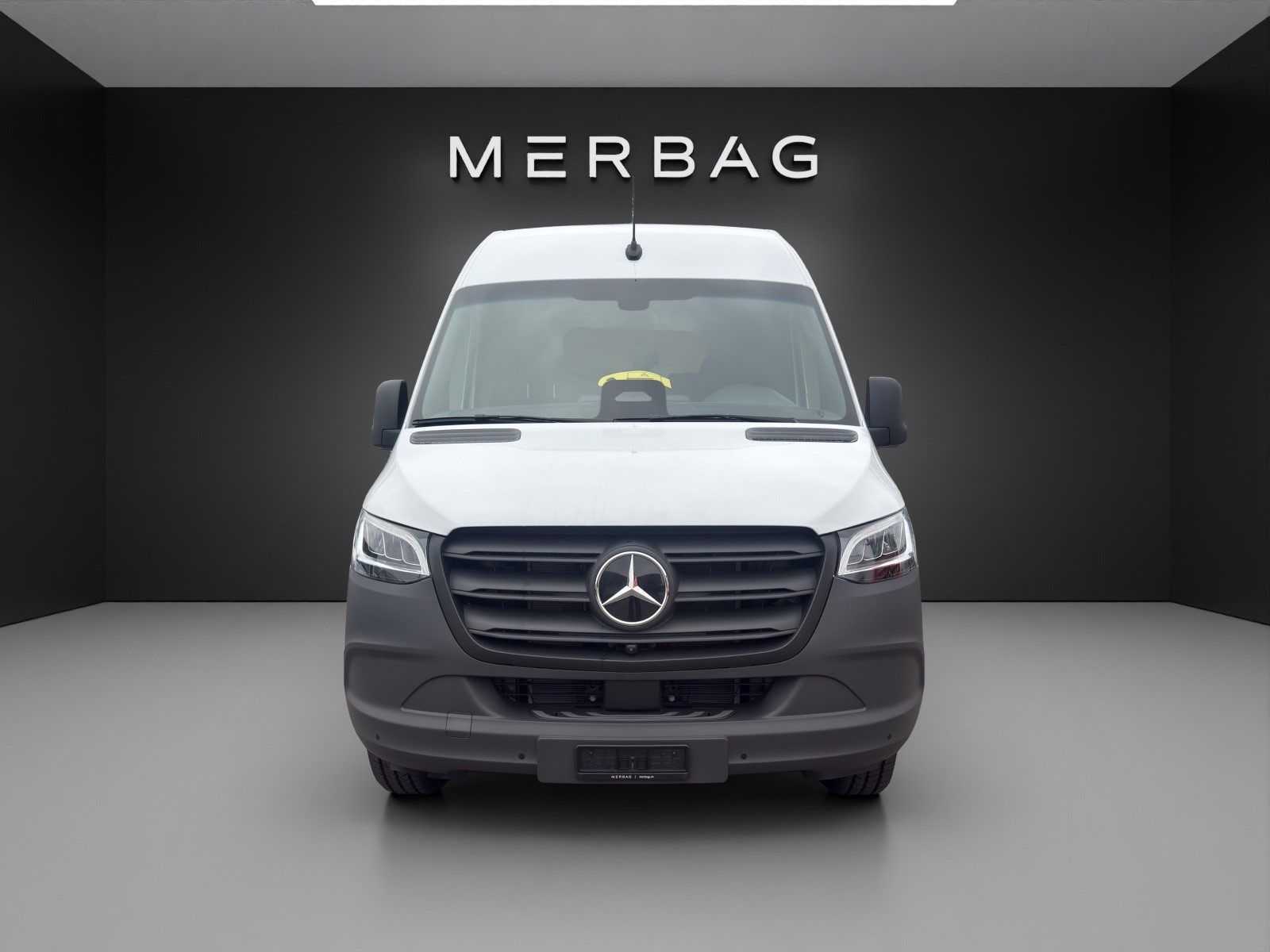 MERCEDES-BENZ eSprinter 320 81kWh Standard Hoch Pro-image-5