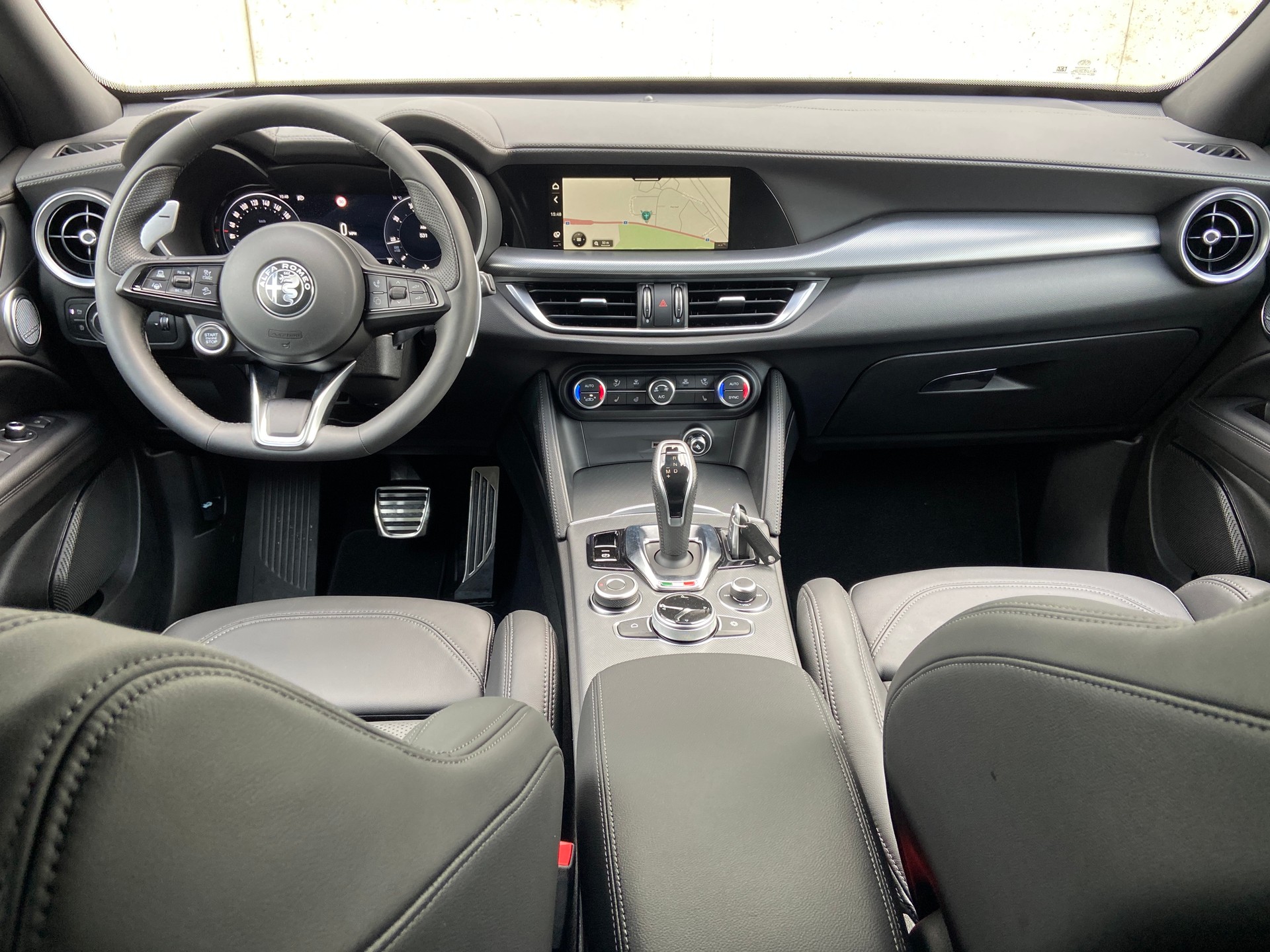 ALFA ROMEO Stelvio 2.0 Veloce Pack Premium Sky Q4 AT8-image-5