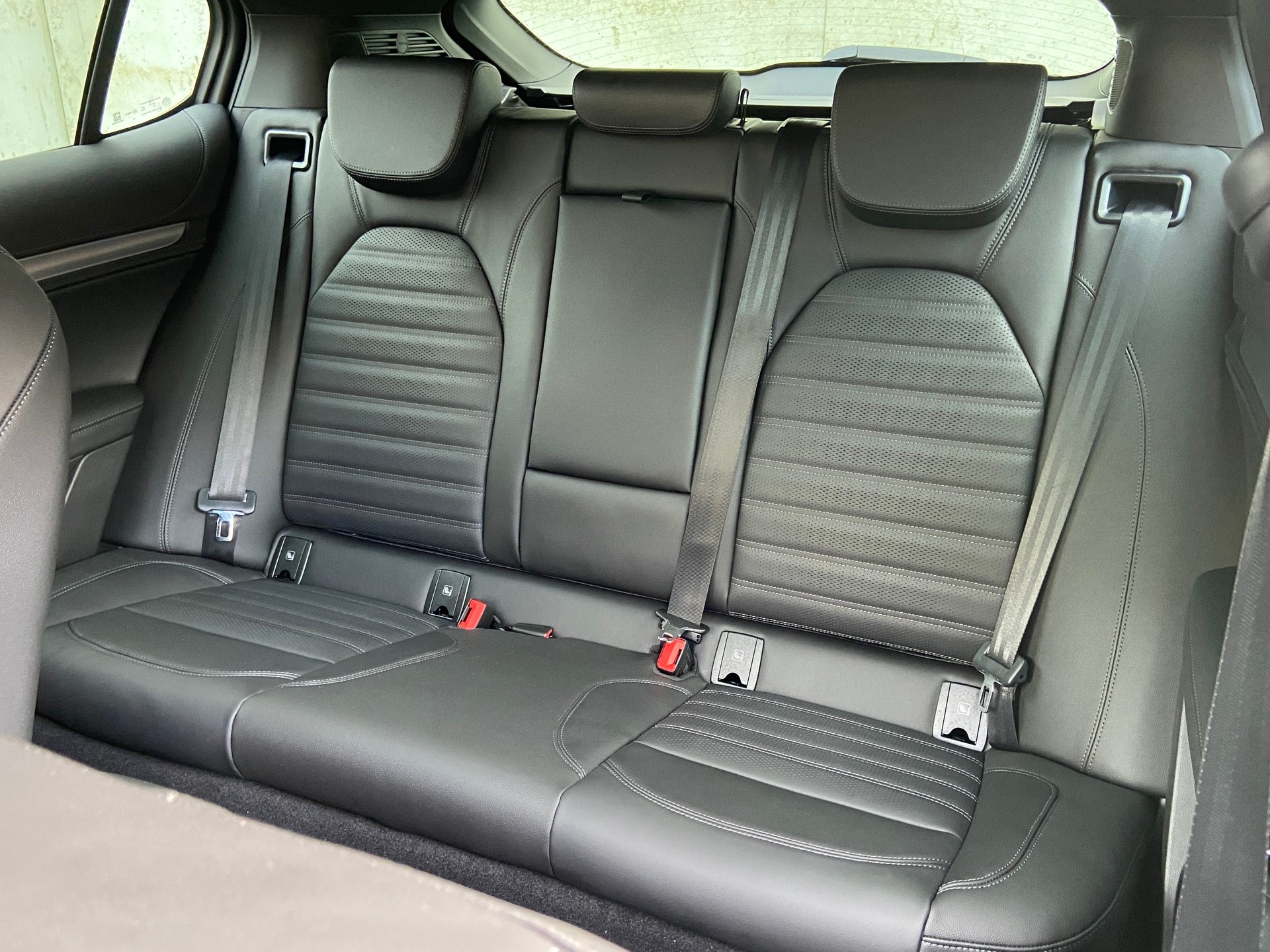 ALFA ROMEO Stelvio 2.0 Veloce Pack Premium Sky Q4 AT8-image-8