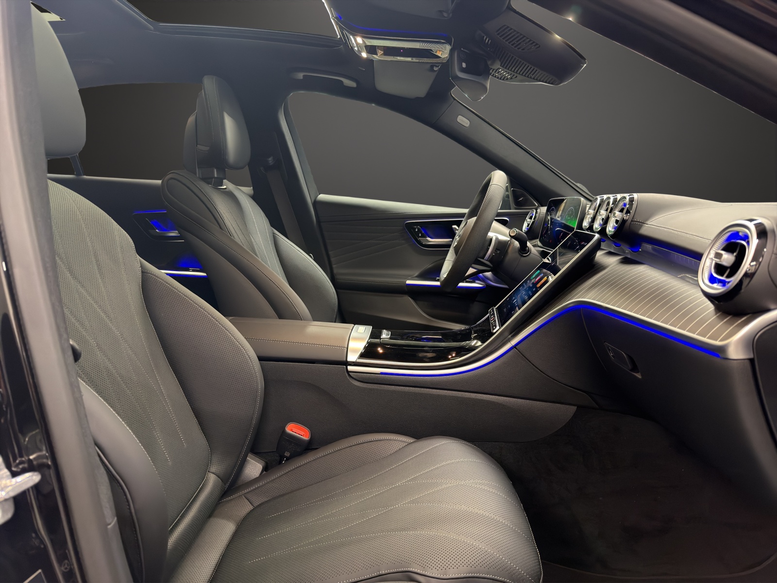 MERCEDES-BENZ C 220 d 4 Matic-image-12