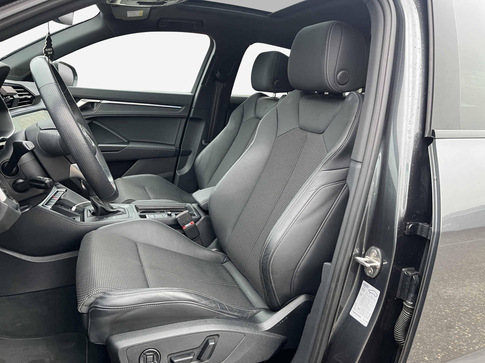 AUDI Q3 Sportback 35 TFSI S line Attraction S-tronic-image-7