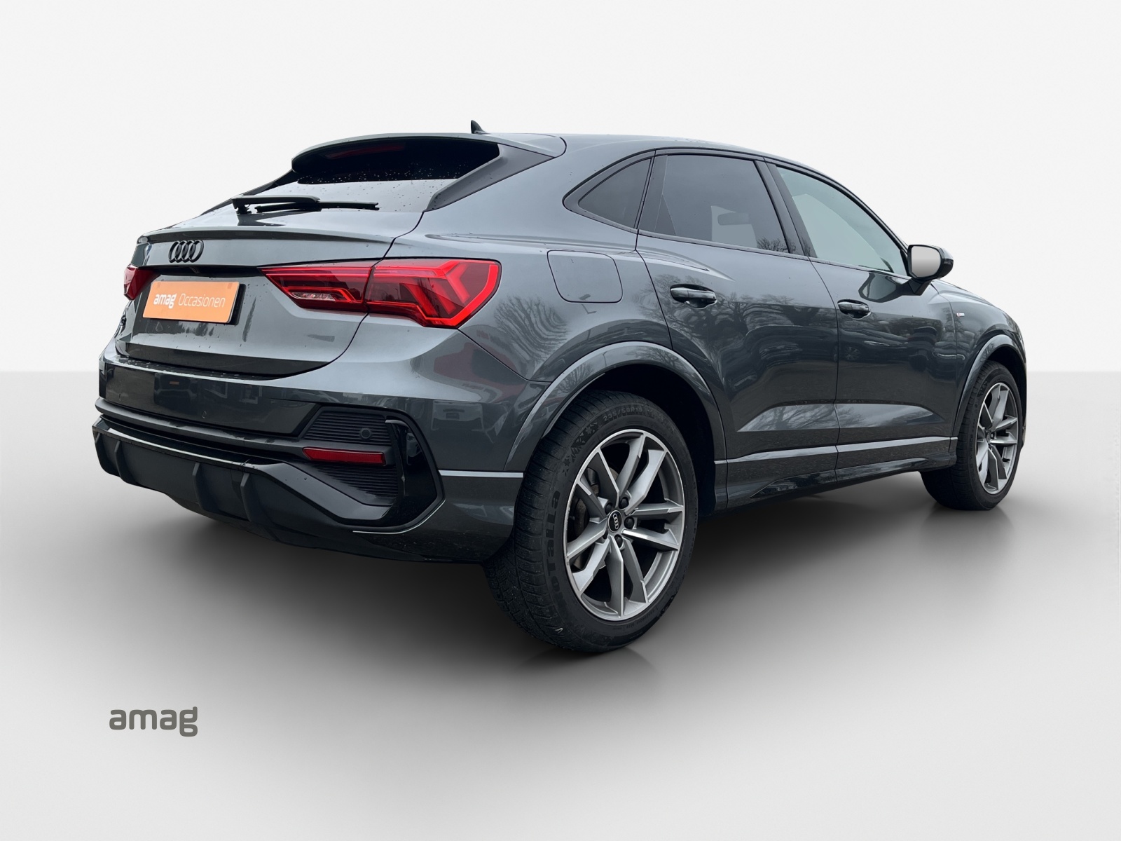 AUDI Q3 Sportback 35 TFSI S line Attraction S-tronic-image-4
