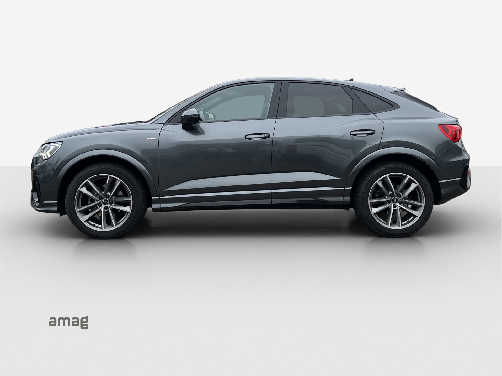 AUDI Q3 Sportback 35 TFSI S line Attraction S-tronic-image-1