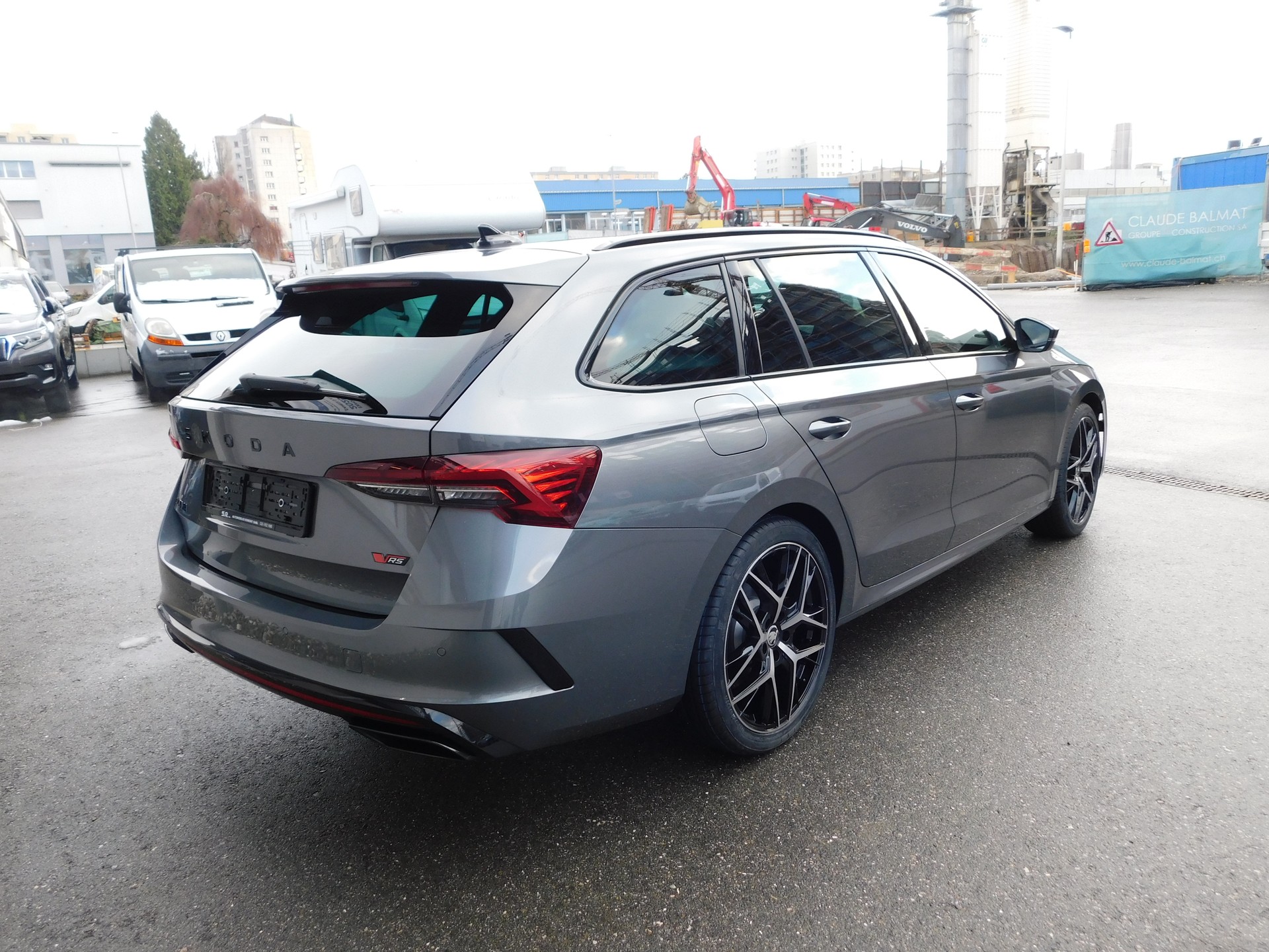 SKODA Octavia Combi 2.0 TSI DSG RS-image-5