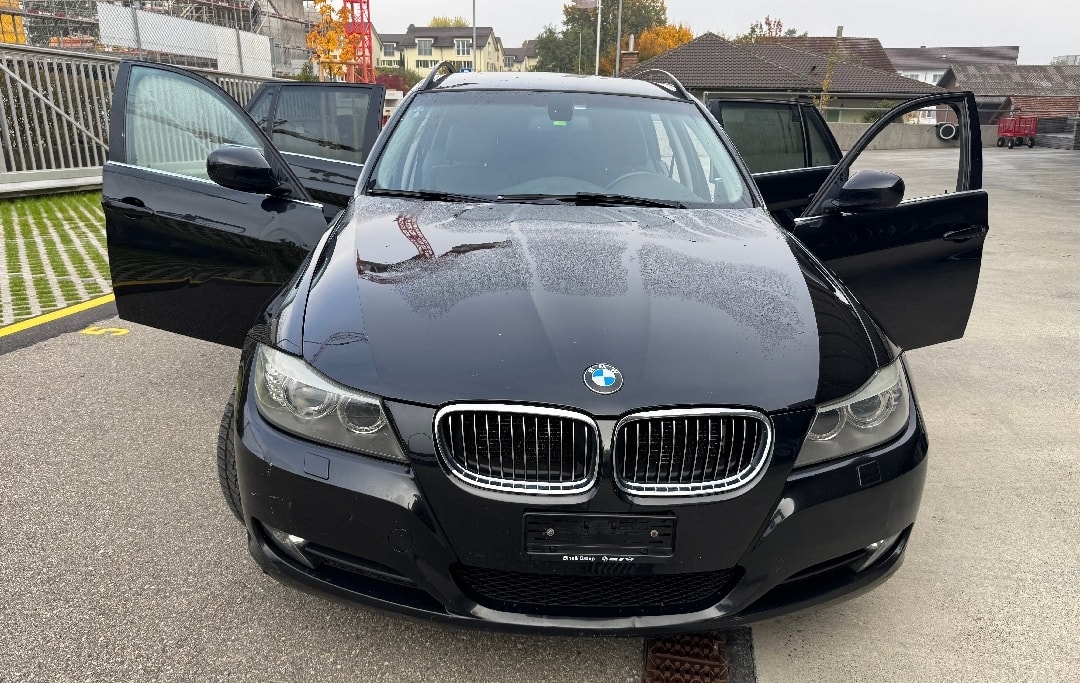 BMW 325i xDrive Touring more4you Steptronic-image-2