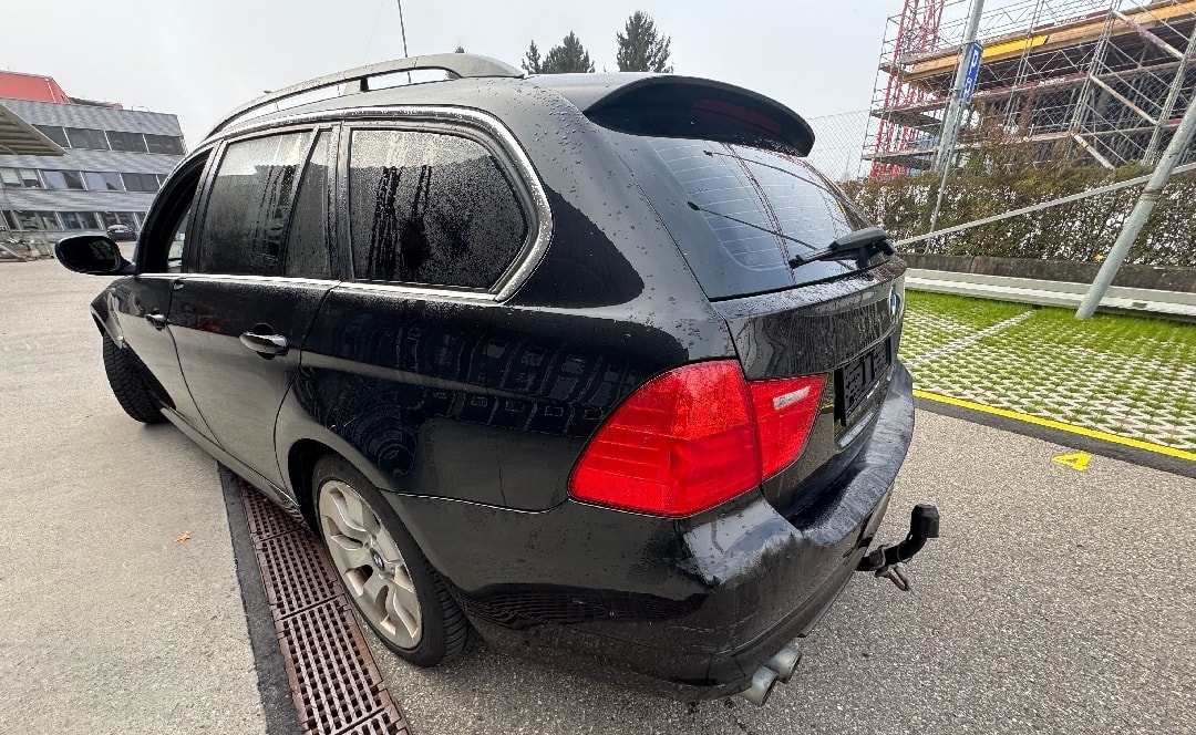 BMW 325i xDrive Touring more4you Steptronic-image-7