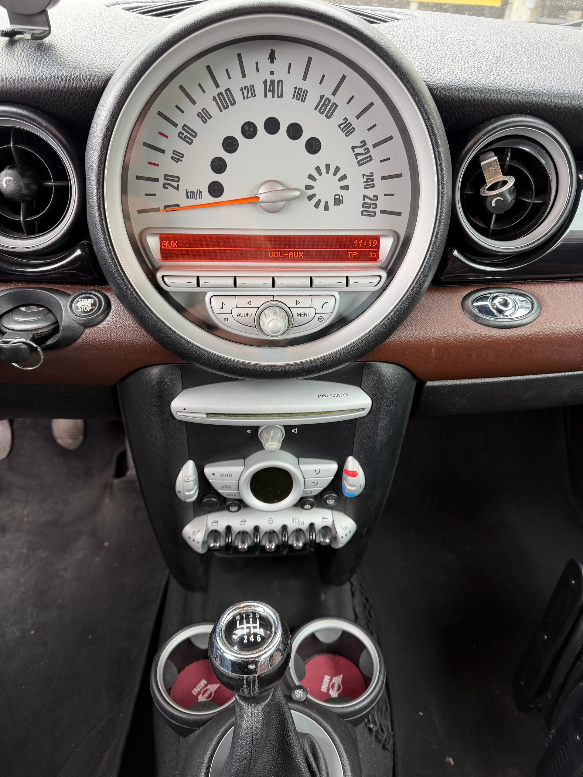 MINI one-image-8