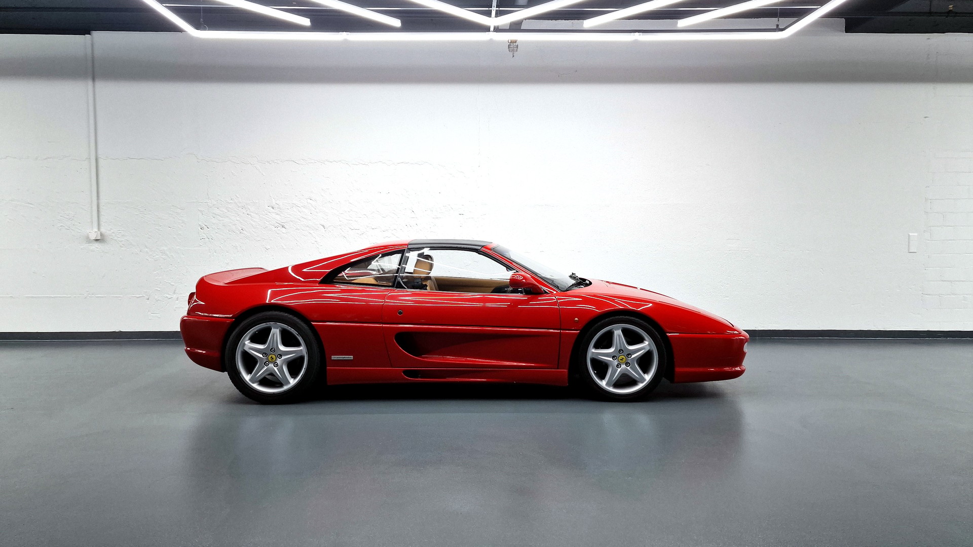 FERRARI F355 GTS-image-0