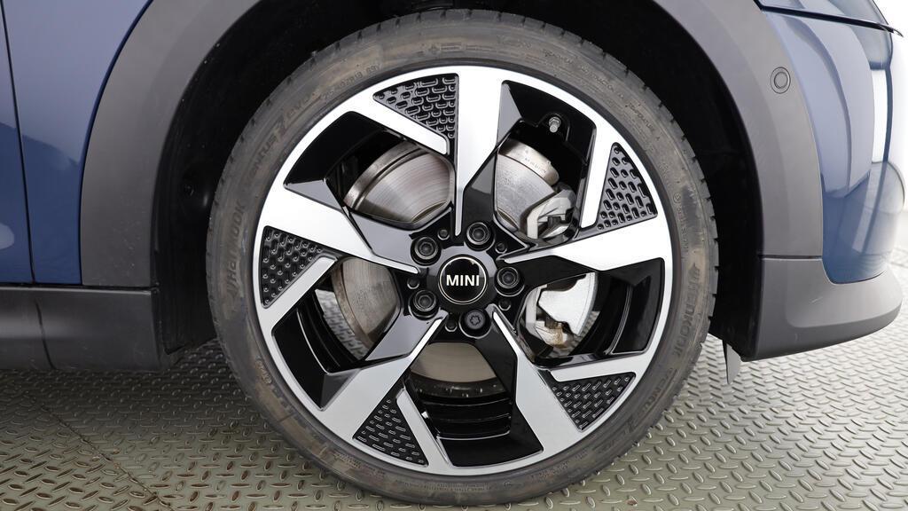 MINI Cooper Cabrio S-image-7