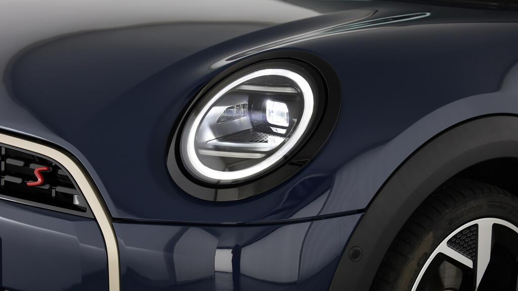 MINI Cooper Cabrio S-image-15