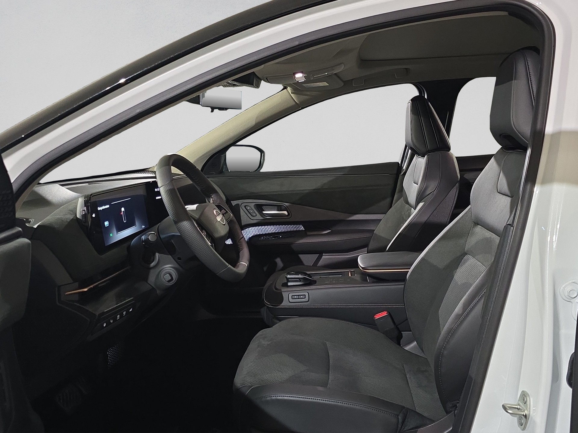 NISSAN Ariya 87 kWh e-4orce Evolve Allrad-image-8