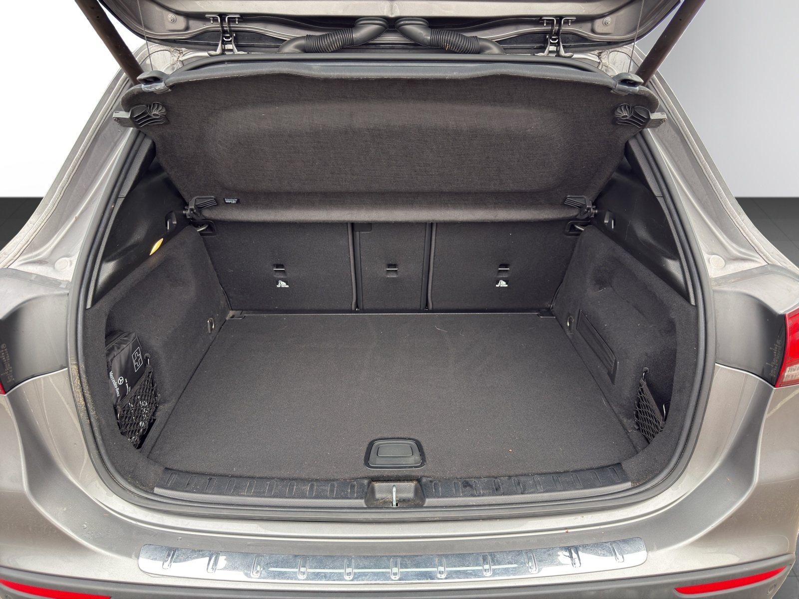 MERCEDES-BENZ GLA 250 Progressive4Matic-image-10