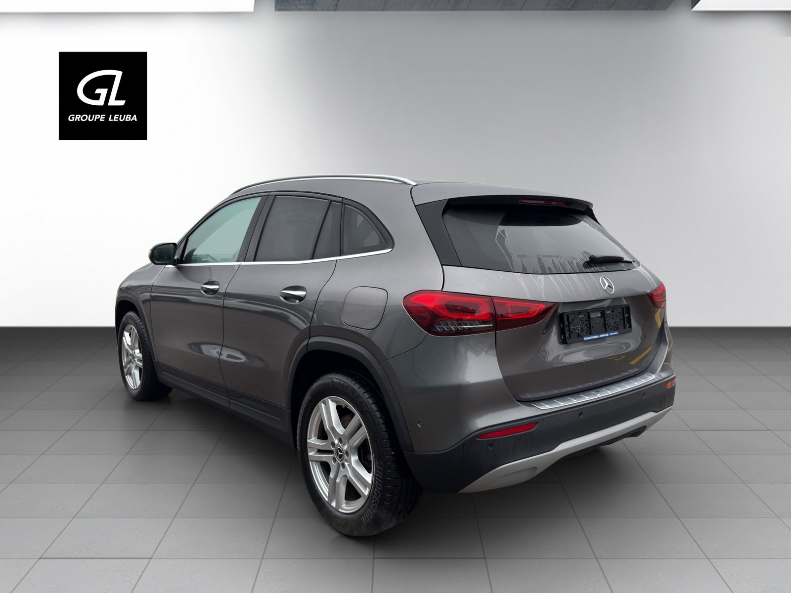 MERCEDES-BENZ GLA 250 Progressive4Matic-image-1