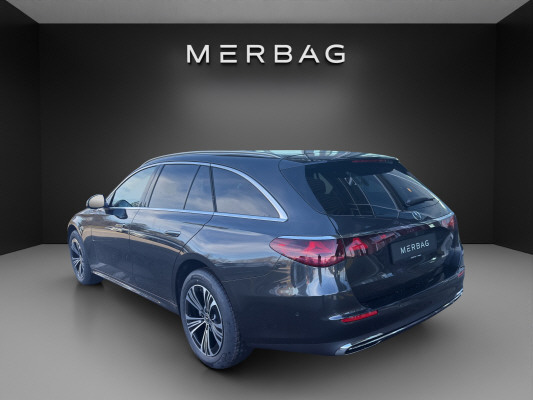 MERCEDES-BENZ E 220 d T 4M 9G-Tronic-image-1