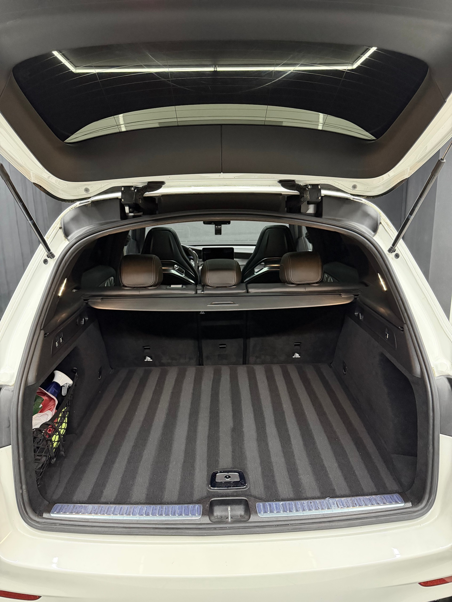 MERCEDES-BENZ GLC 63 S AMG 4Matic 9G-Tronic-image-26