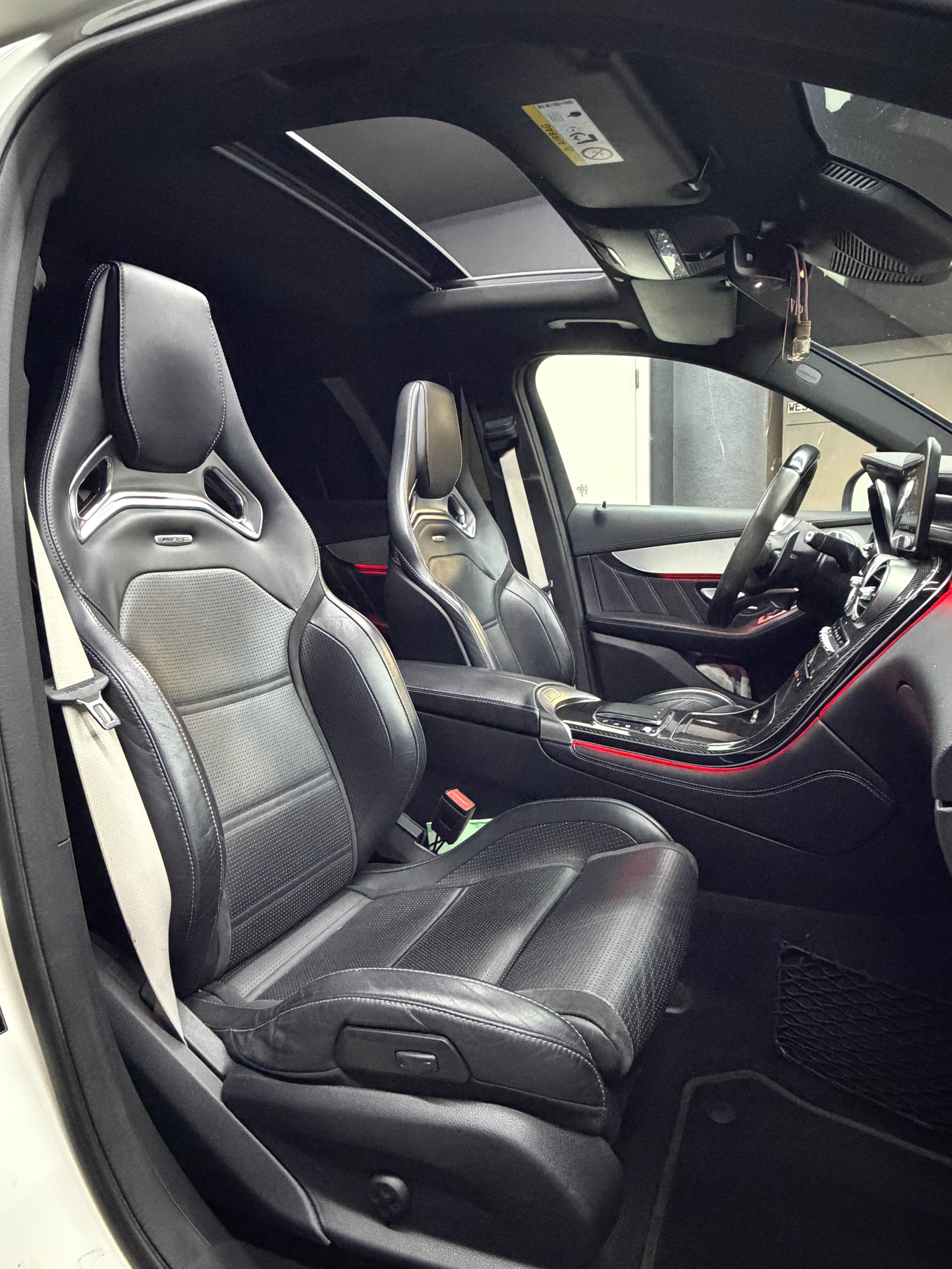MERCEDES-BENZ GLC 63 S AMG 4Matic 9G-Tronic-image-14