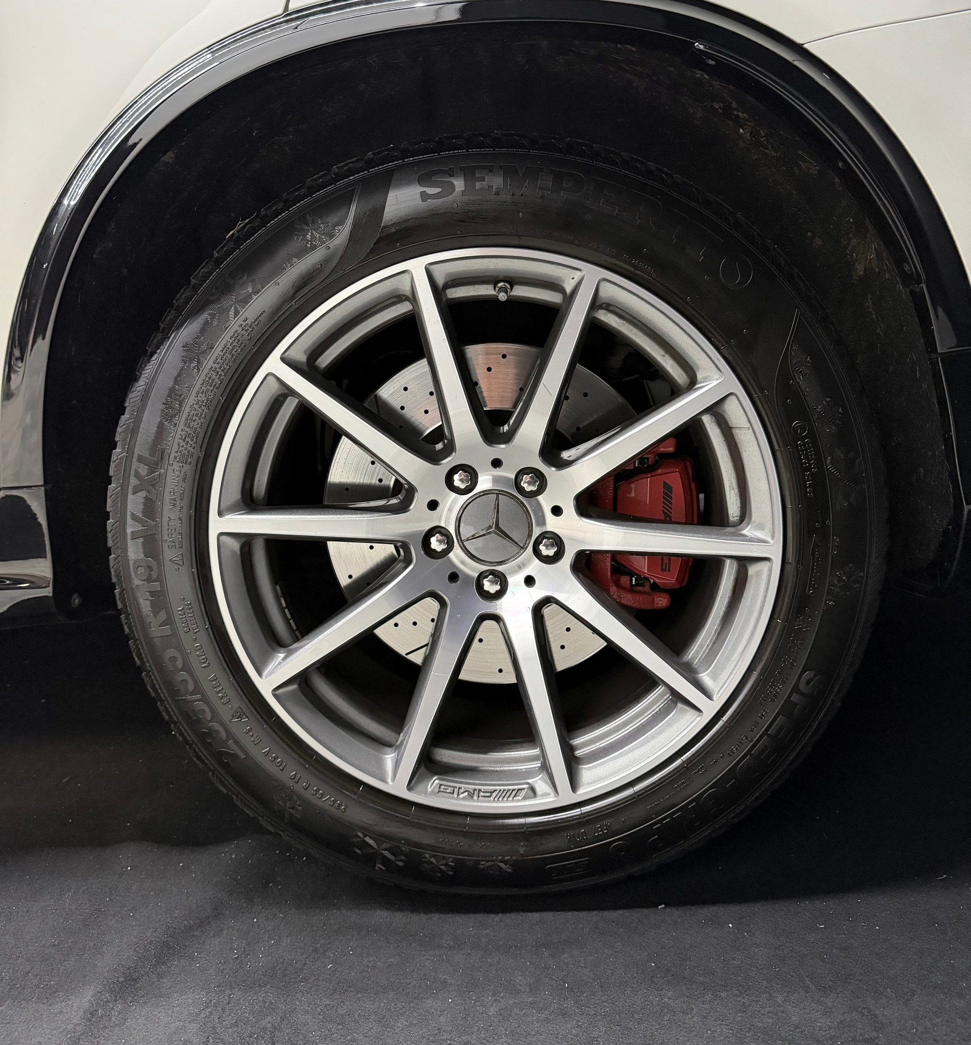 MERCEDES-BENZ GLC 63 S AMG 4Matic 9G-Tronic-image-28