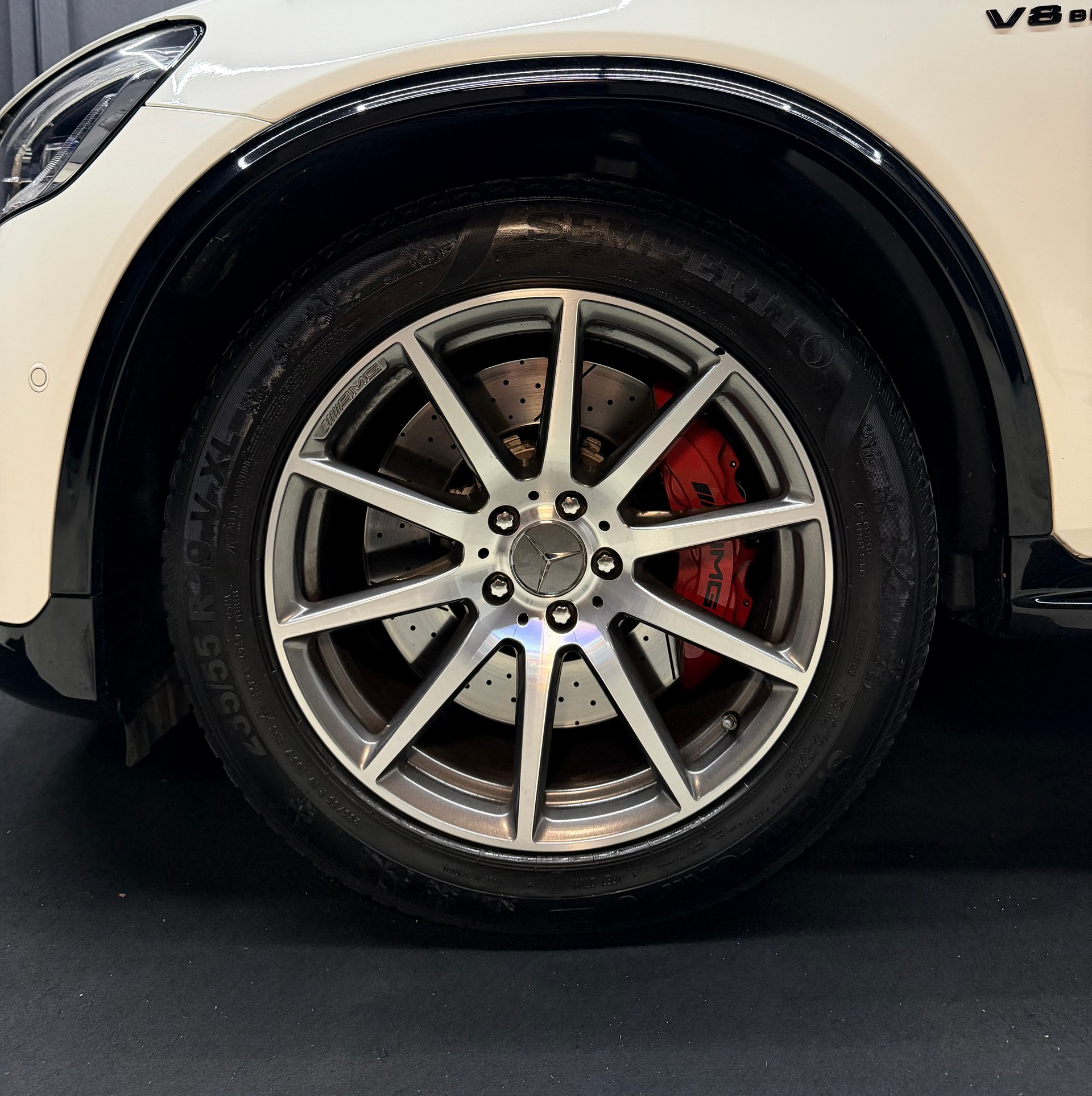 MERCEDES-BENZ GLC 63 S AMG 4Matic 9G-Tronic-image-27