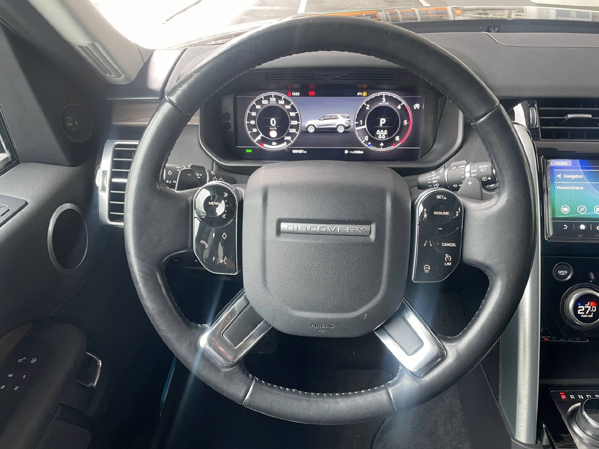 LAND ROVER Discovery 2.0 SD4 HSE-image-5