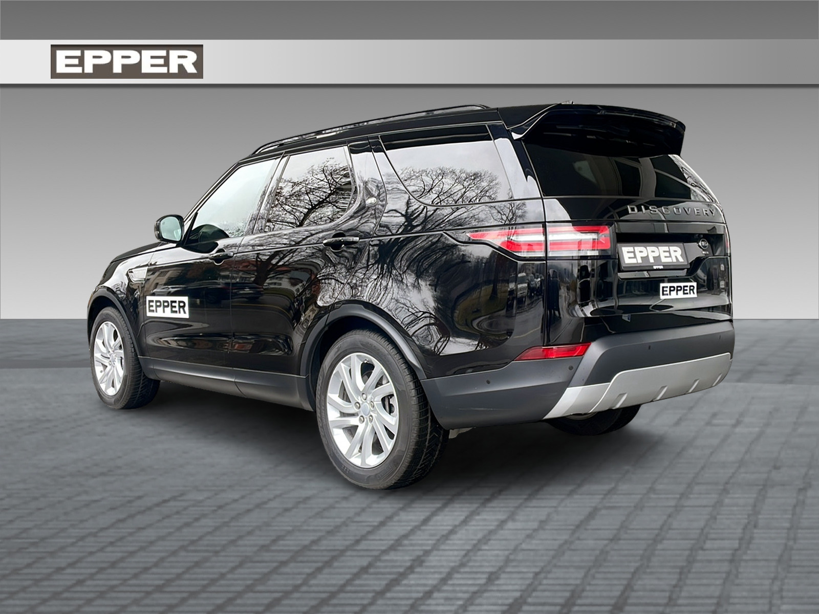 LAND ROVER Discovery 2.0 SD4 HSE-image-2
