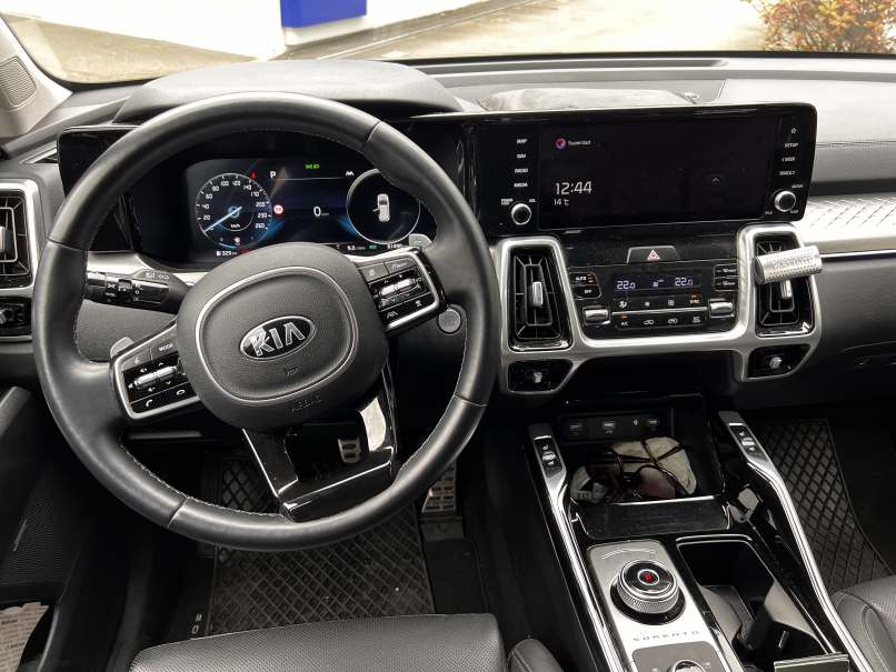 KIA Sorento 2.2 CRDi Style 7P-image-4