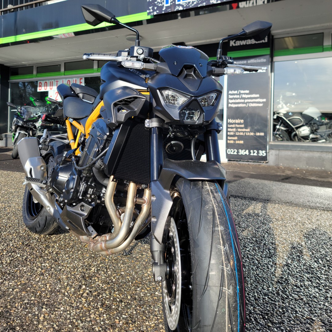 KAWASAKI Z 900-image-14