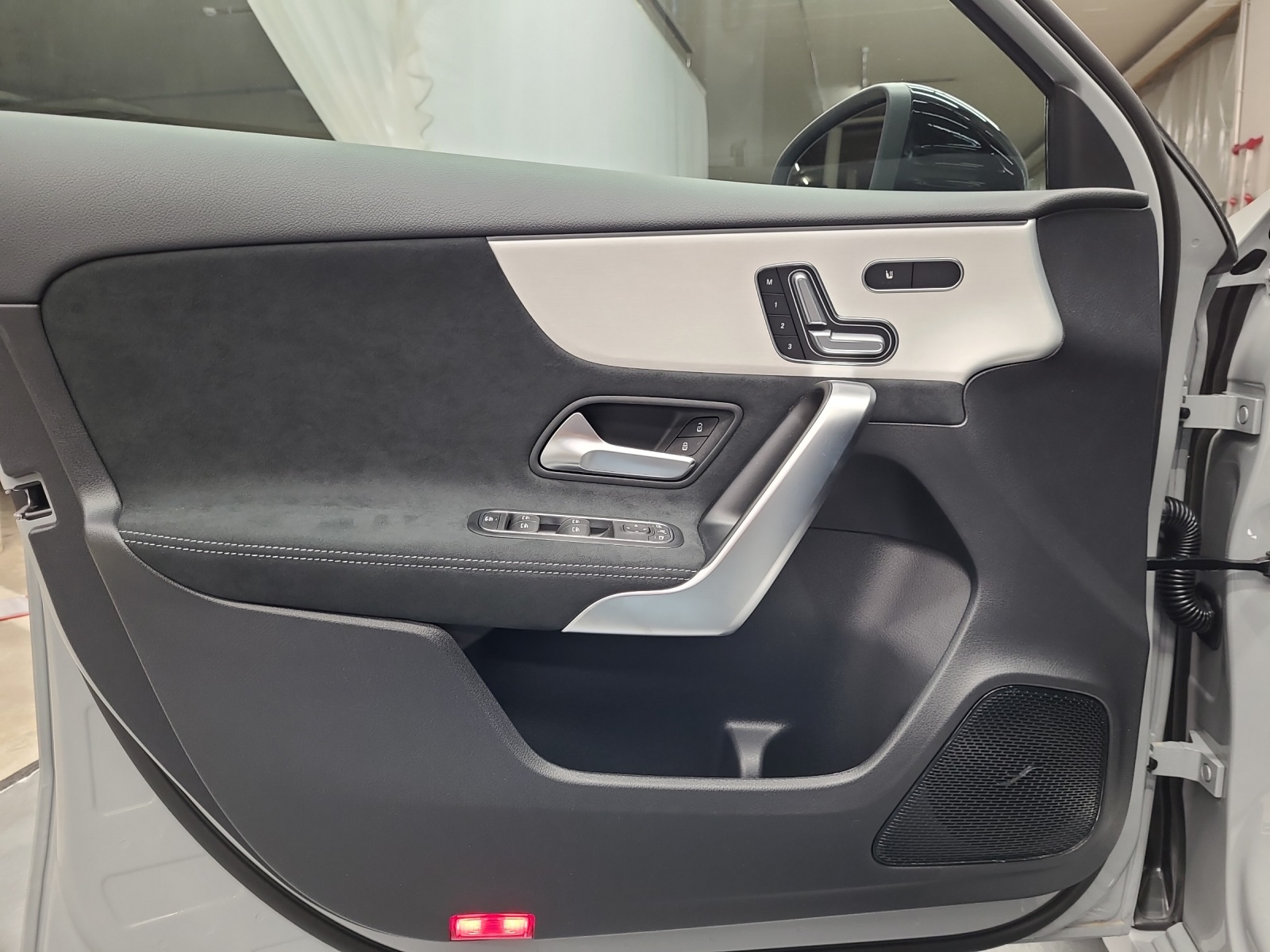 MERCEDES-BENZ A 200 AMG Line Night Star-image-11